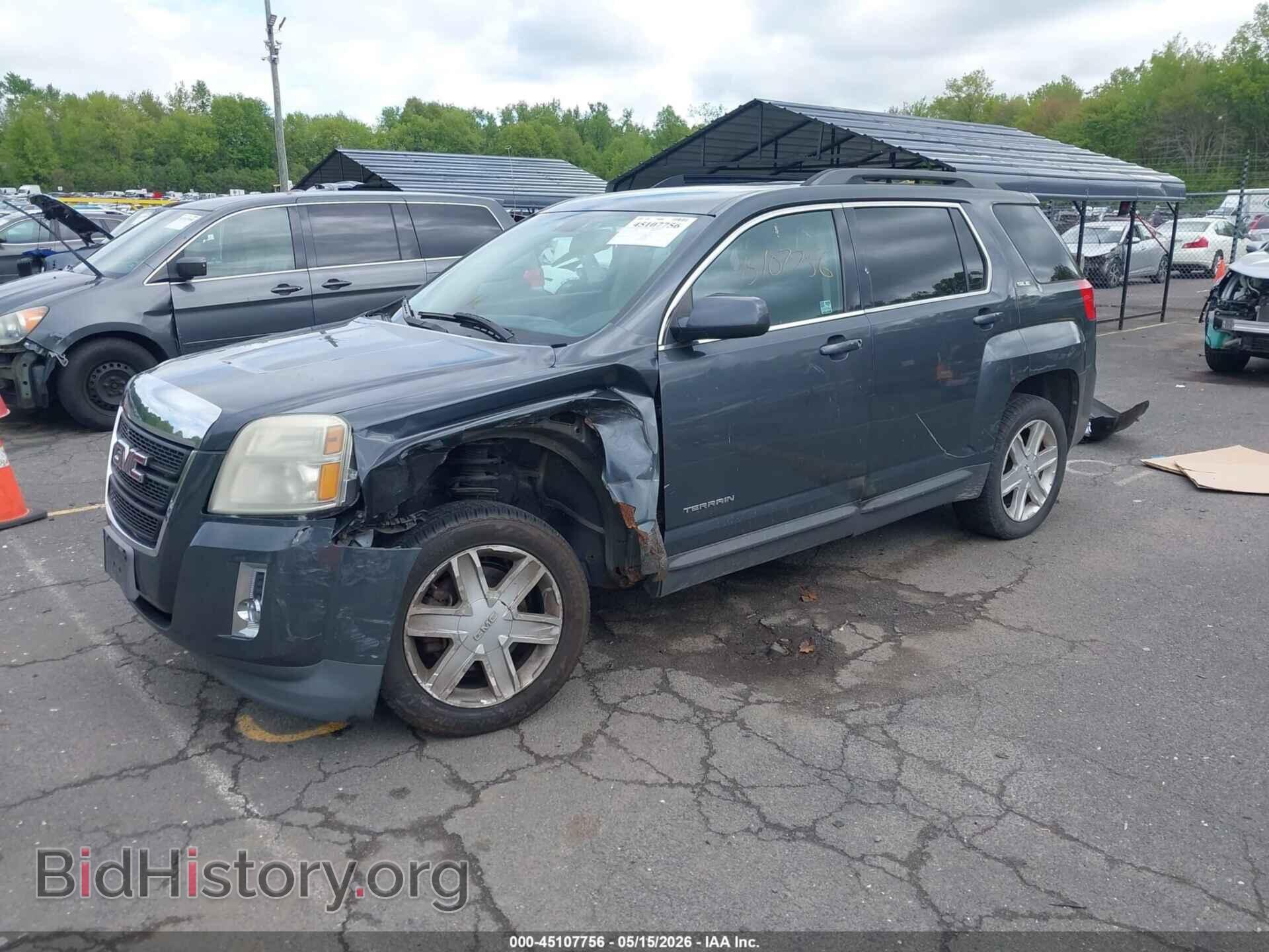 2011 GMC TERRAIN - VIN: 2CTFLTE52B6305165 - Photo 2