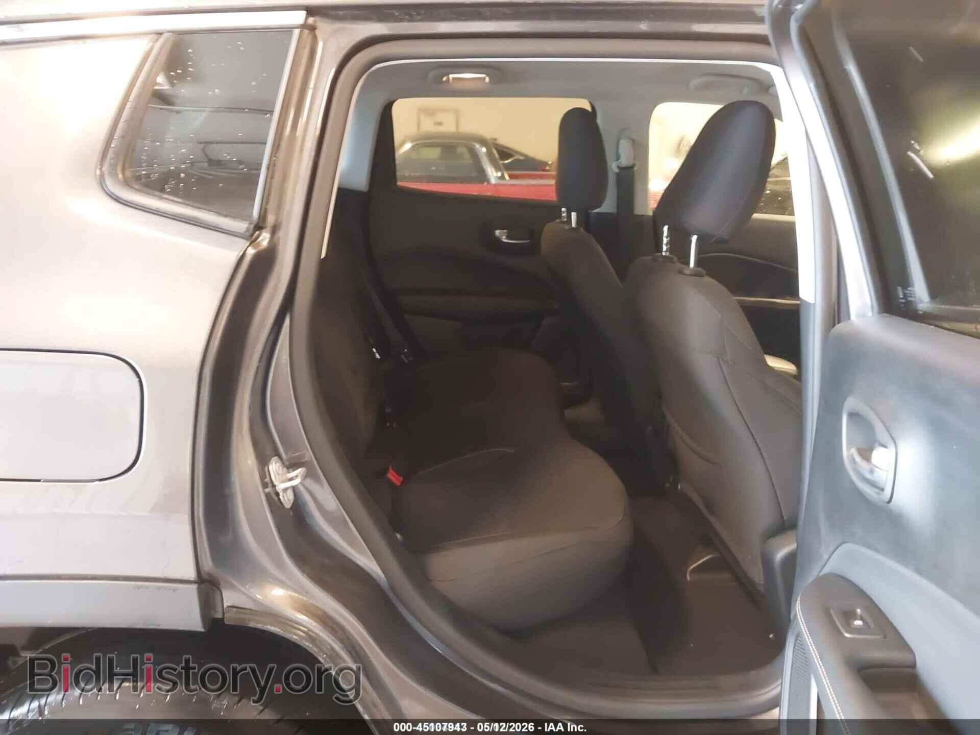 2019 JEEP COMPASS - VIN: 3C4NJDAB8KT649951 - Фото 8