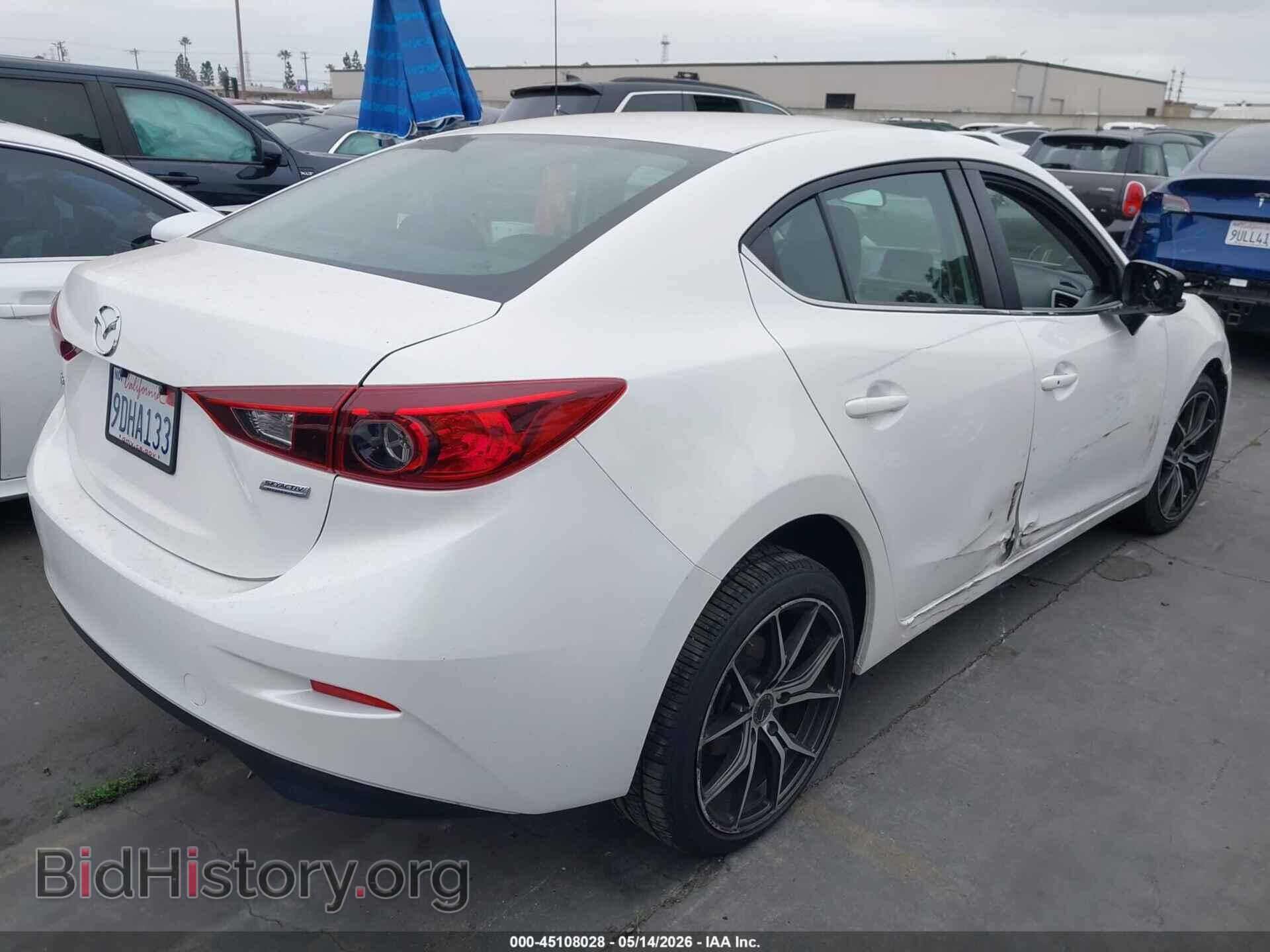 2017 MAZDA MAZDA3 - VIN: 3MZBN1V77HM109566 - Фото 4