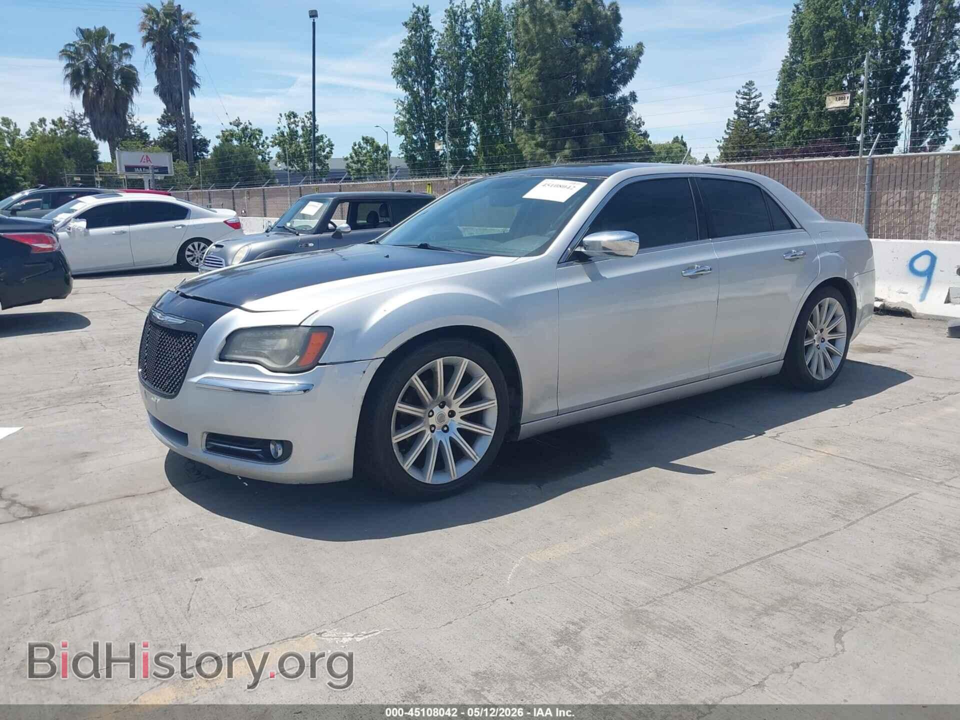 2012 CHRYSLER 300 - VIN: 2C3CCACG0CH249745 - Фото 2