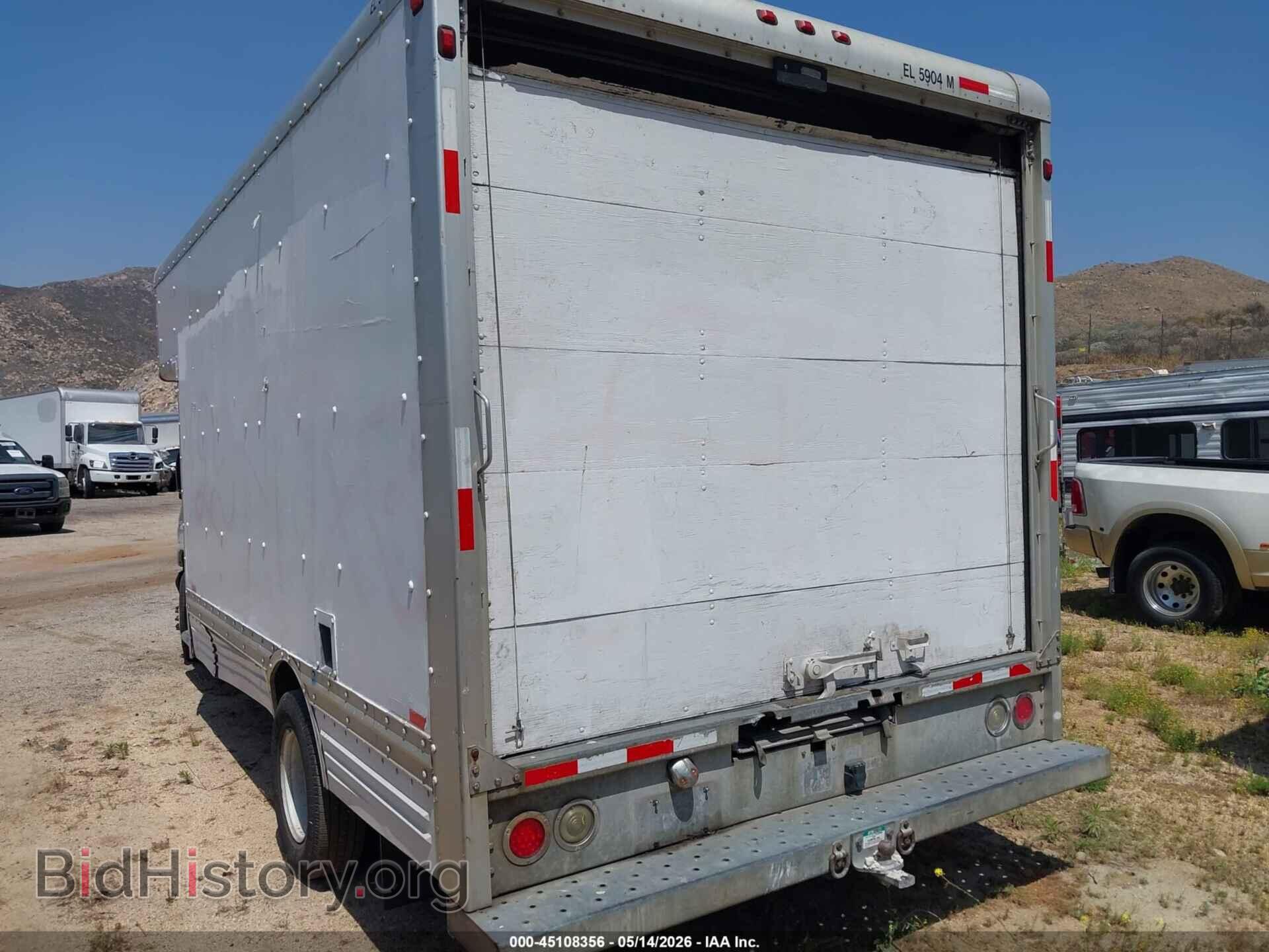 2007 FORD E-450 CUTAWAY - VIN: 1FDXE45SX7DA80634 - Фото 3