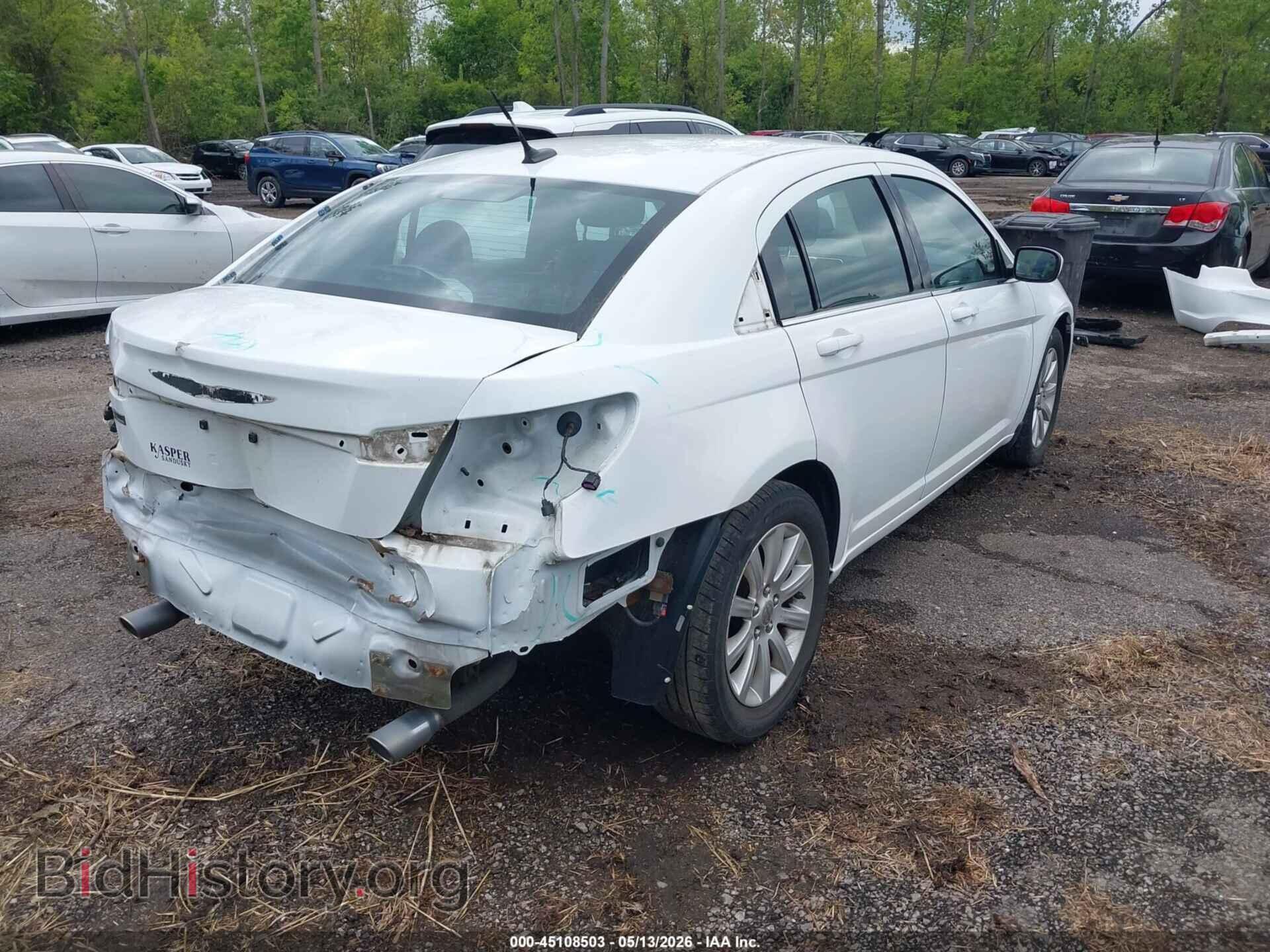 2014 CHRYSLER 200 - VIN: 1C3CCBBG0EN119546 - Фото 4