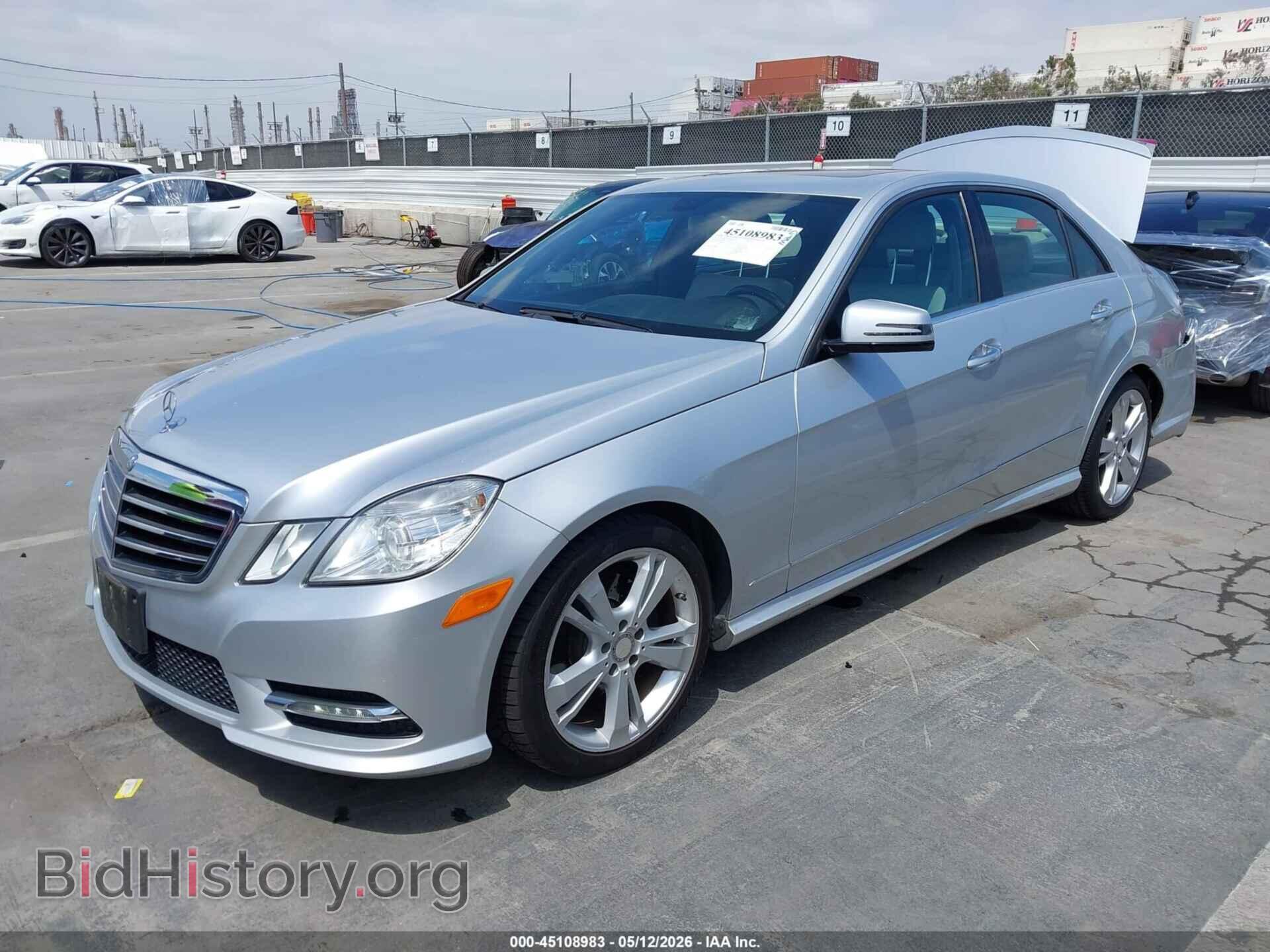 2013 MERCEDES-BENZ E 350 - VIN: WDDHF5KB2DA729071 - Фото 2