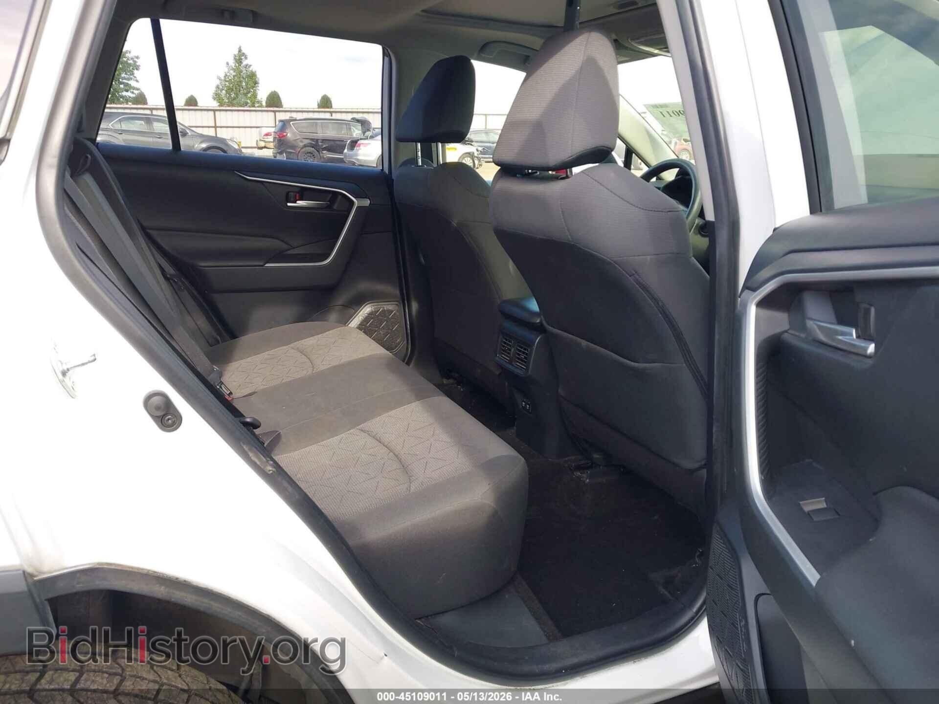 2019 TOYOTA RAV4 - VIN: JTMP1RFV0KD004337 - Photo 8