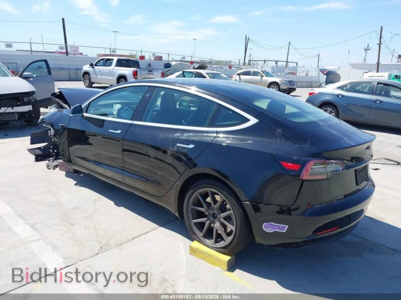 2019 Tesla MODEL 3 (VIN 5YJ3E1EA8KF331032) — photo 3 of 18