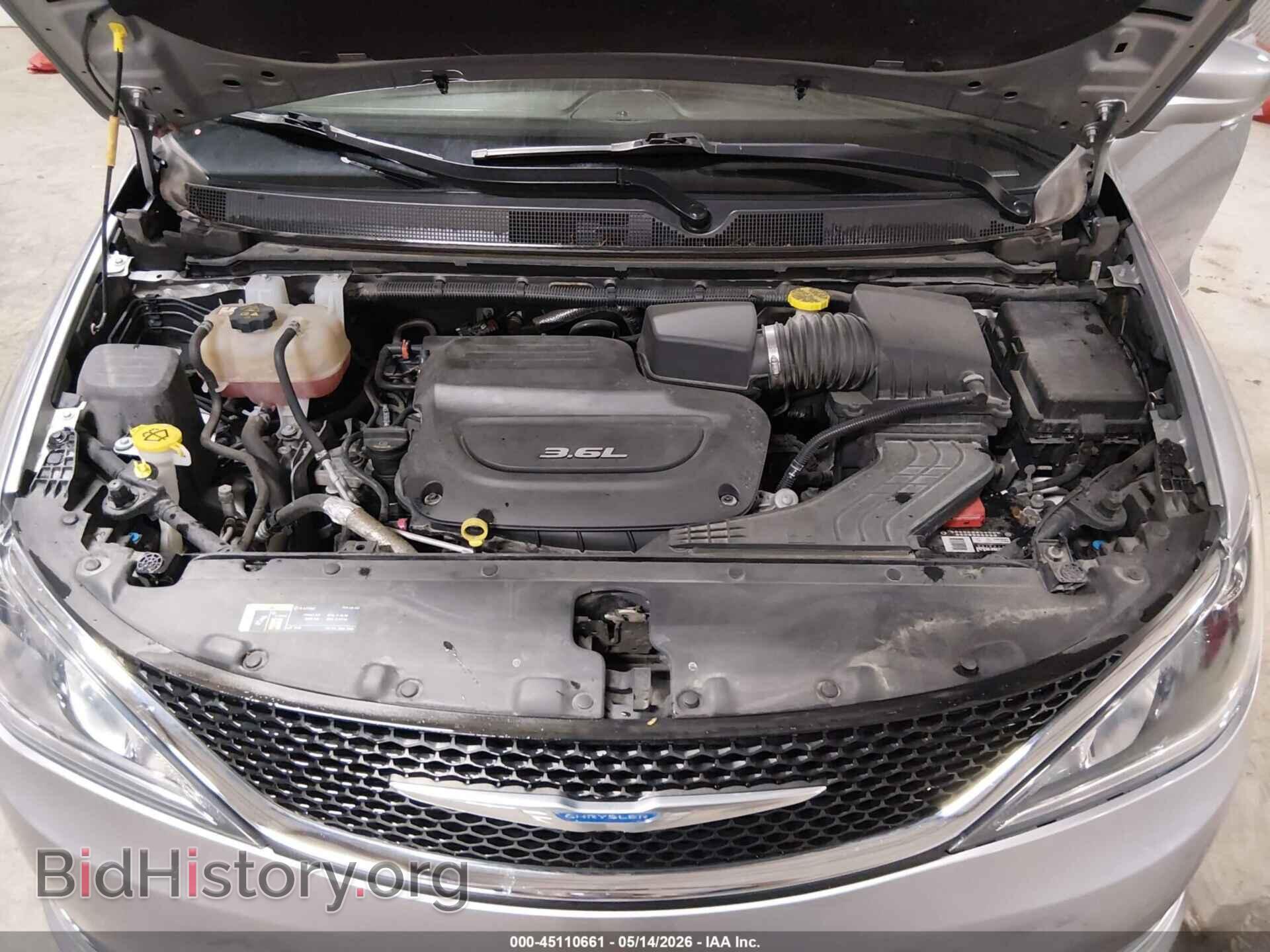 2018 CHRYSLER PACIFICA - VIN: 2C4RC1EG5JR318326 - Фото 10