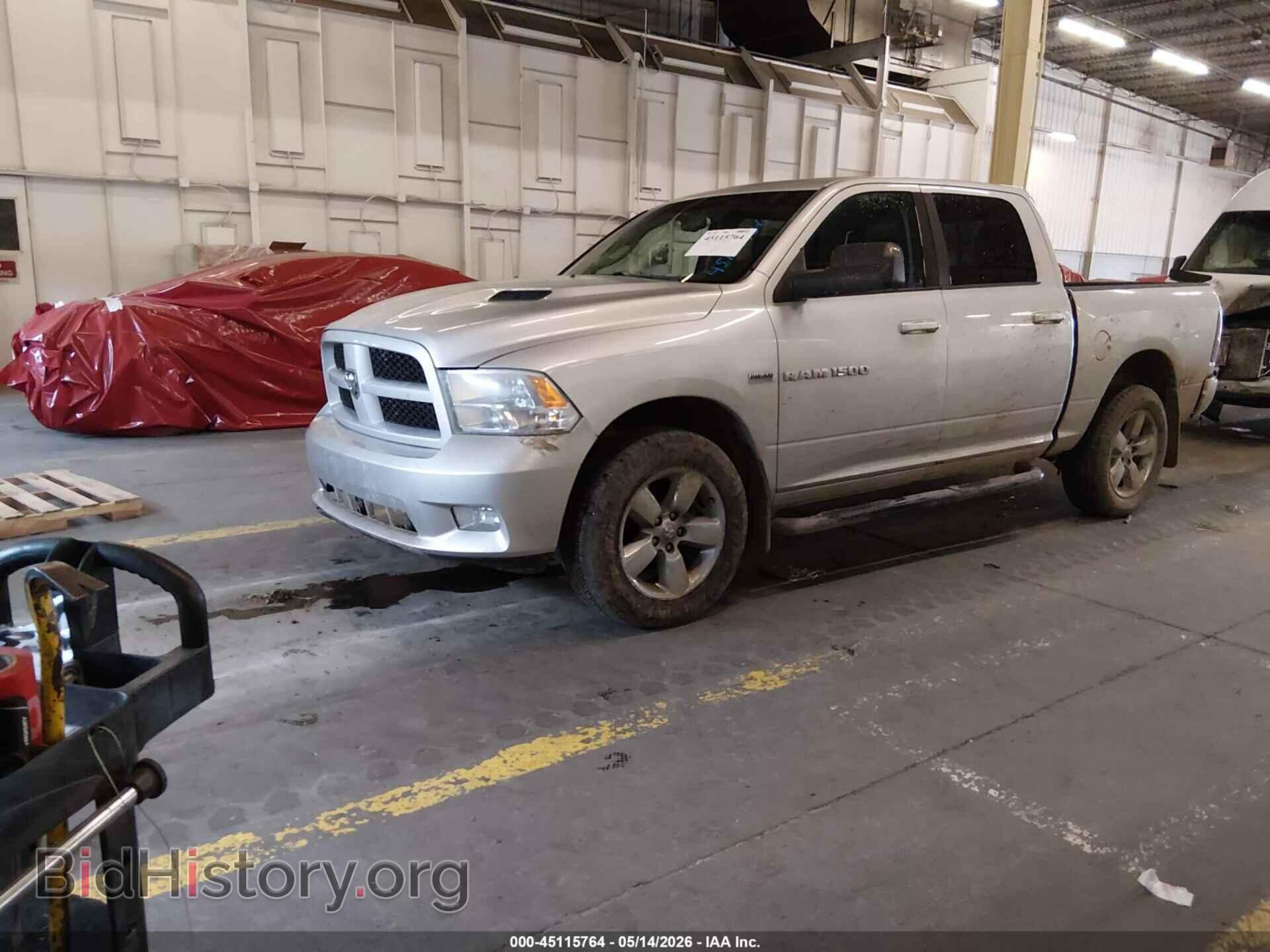 2011 RAM RAM 1500 - VIN: 1D7RV1CTXBS686405 - Фото 2