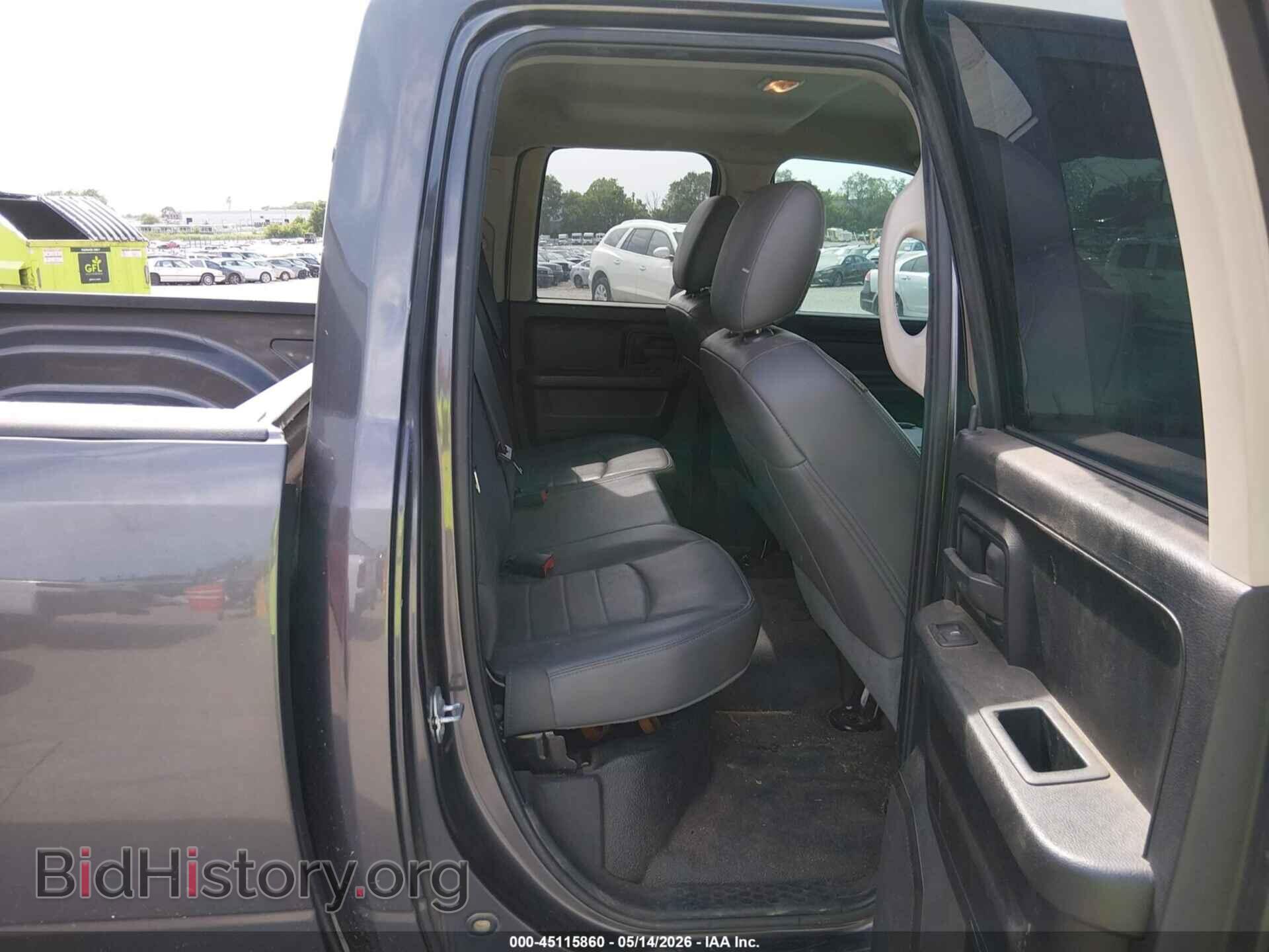 2016 RAM 1500 - VIN: 1C6RR7FT3GS126981 - Фото 8