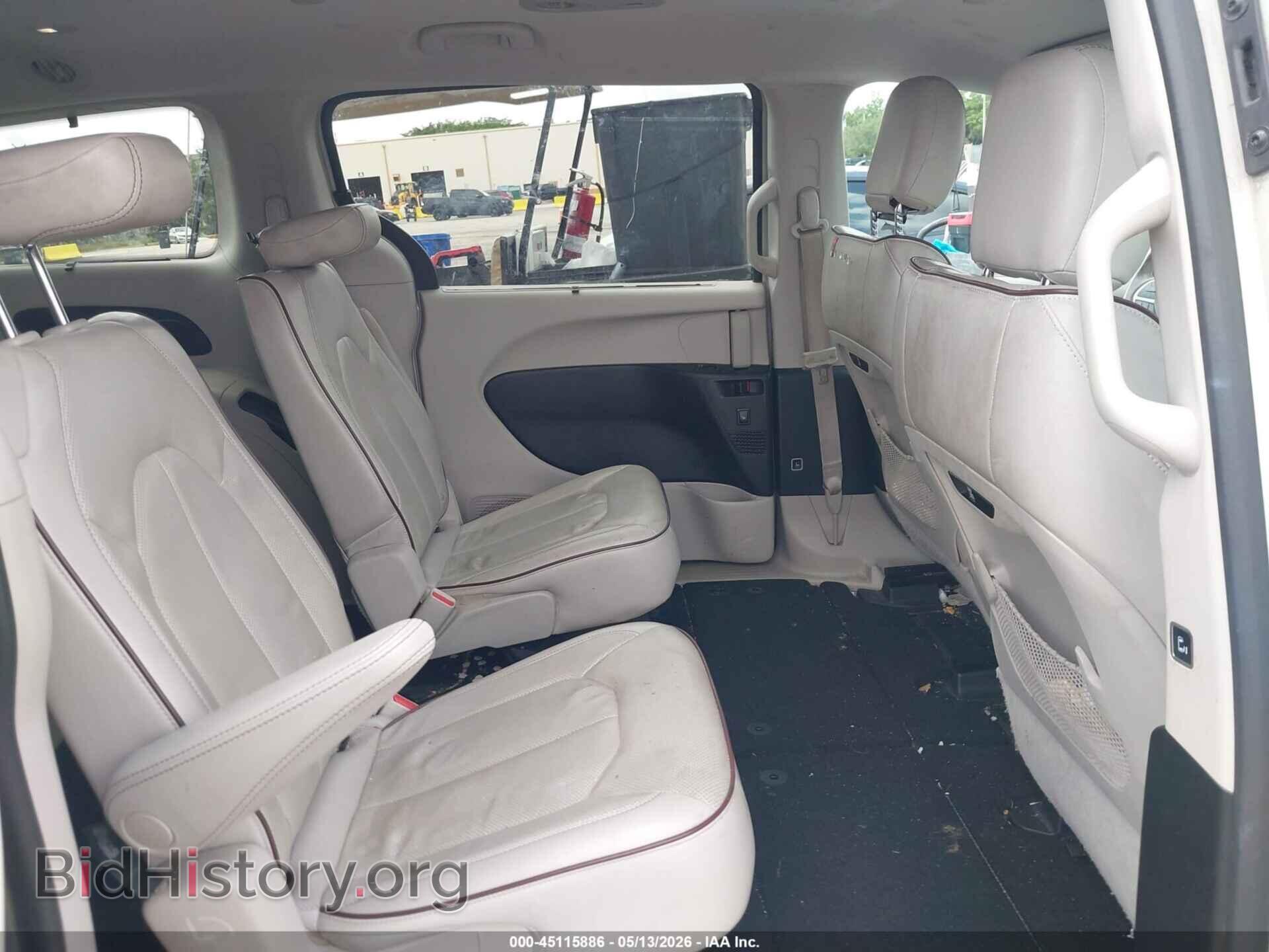 2017 CHRYSLER PACIFICA - VIN: 2C4RC1GG4HR583973 - Фото 8
