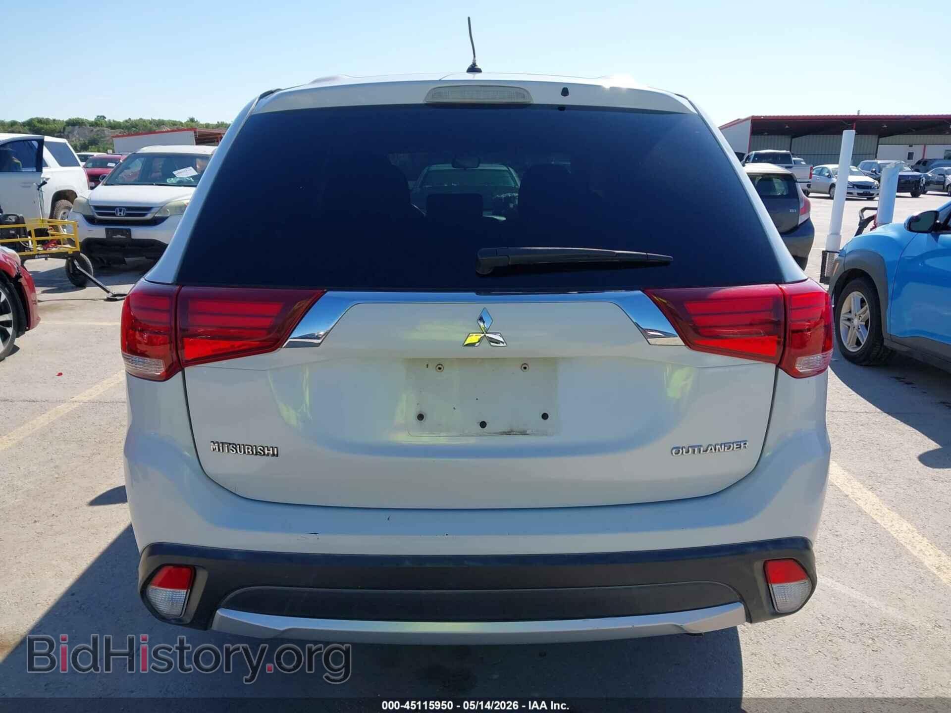 2016 MITSUBISHI OUTLANDER - VIN: JA4AD2A30GZ032055 - Фото 17