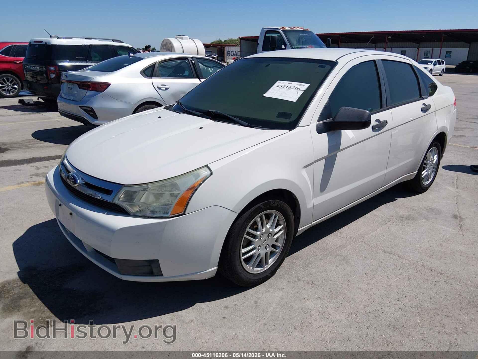 2011 FORD FOCUS - VIN: 1FAHP3FNXBW202093 - Photo 2