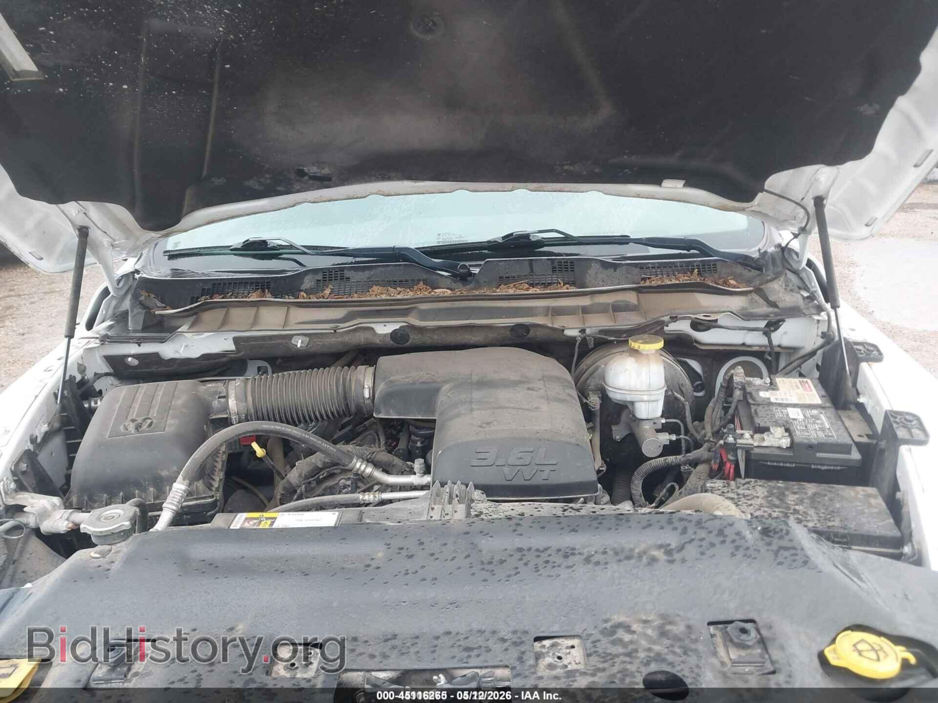 2018 RAM 1500 - VIN: 1C6RR7FG0JS297200 - Фото 10