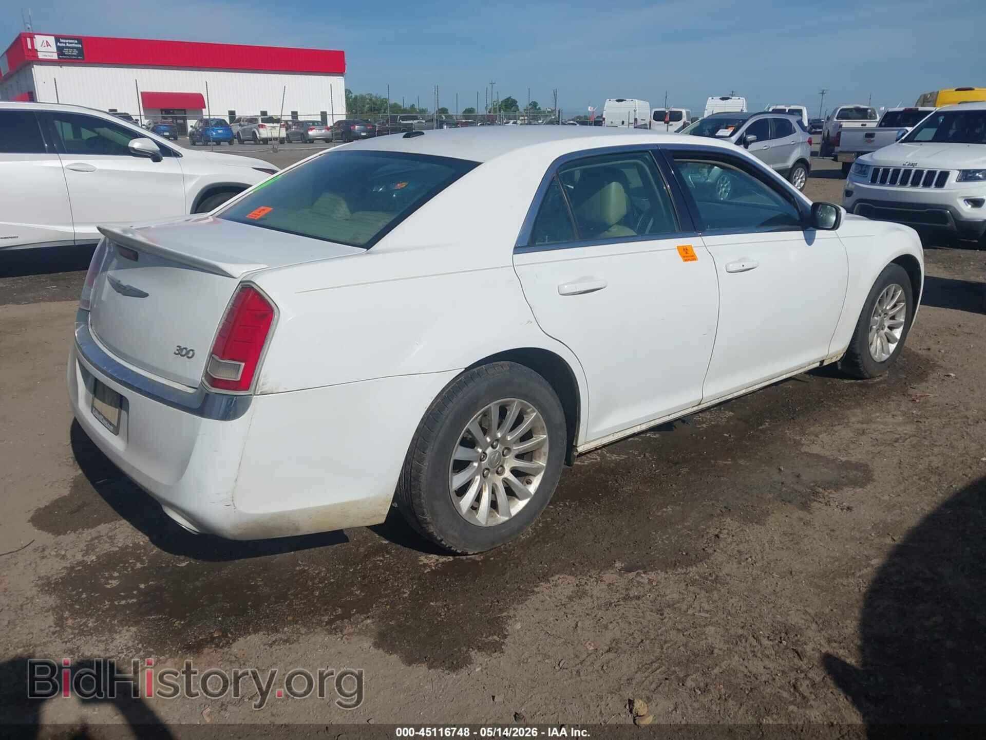 2014 CHRYSLER 300 - VIN: 2C3CCAAG3EH288643 - Photo 4