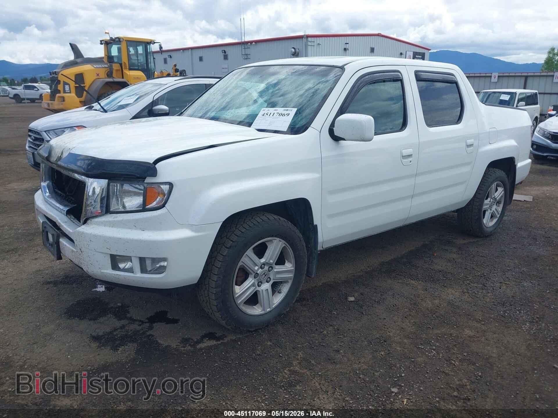 2011 HONDA RIDGELINE - VIN: 5FPYK1F52BB010479 - Photo 2