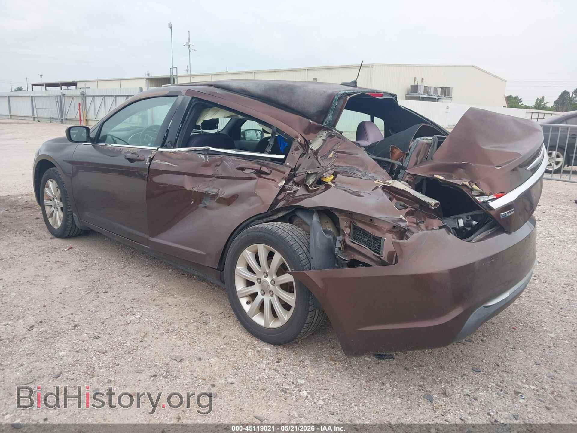 2013 CHRYSLER 200 - VIN: 1C3CCBBG7DN659832 - Photo 3