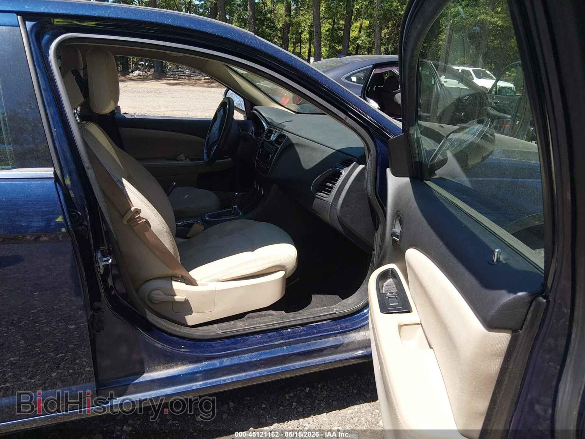 2013 CHRYSLER 200 - VIN: 1C3CCBAB1DN698213 - Фото 5