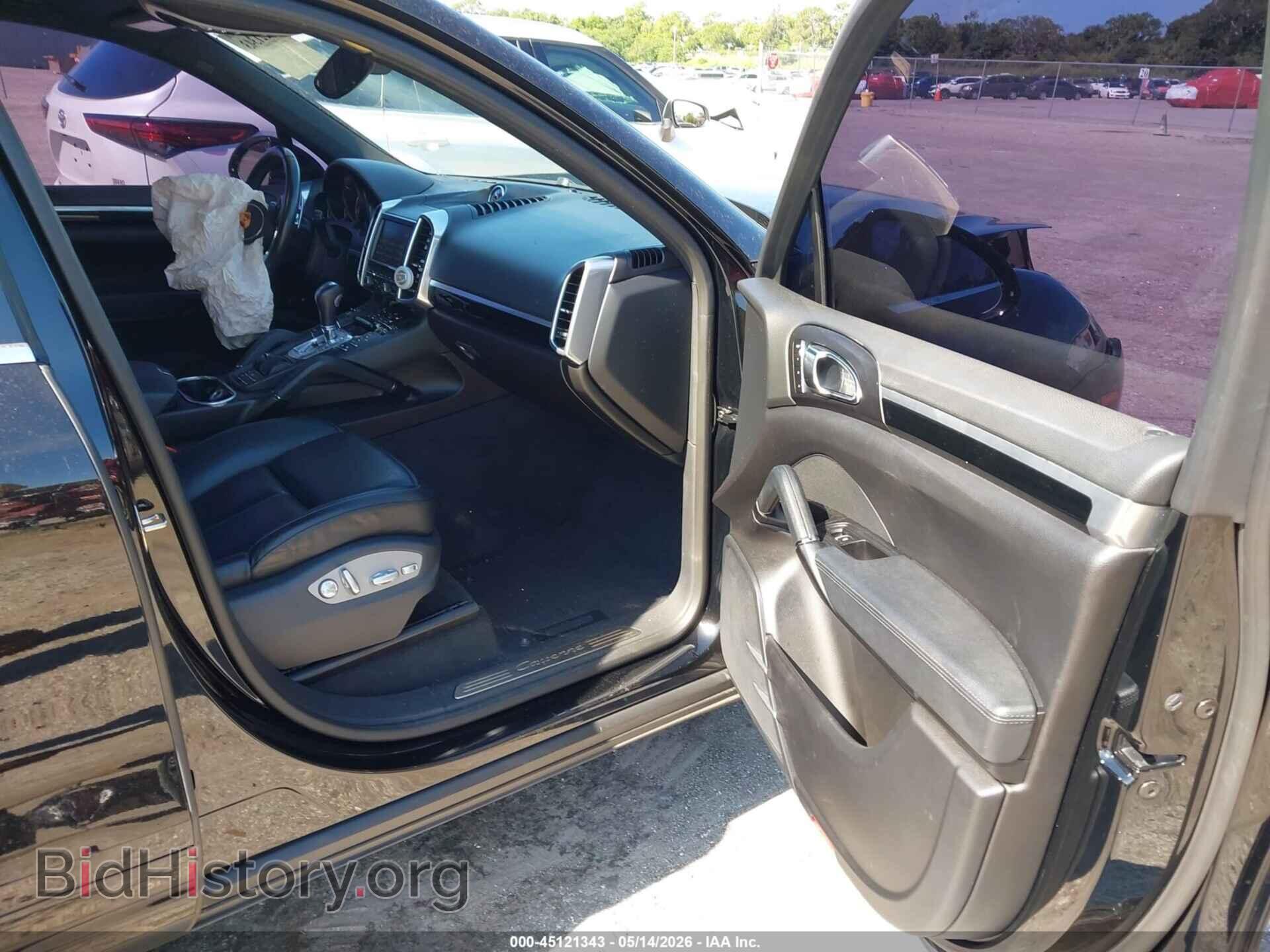 2016 PORSCHE CAYENNE - VIN: WP1AA2A23GLA02765 - Photo 5