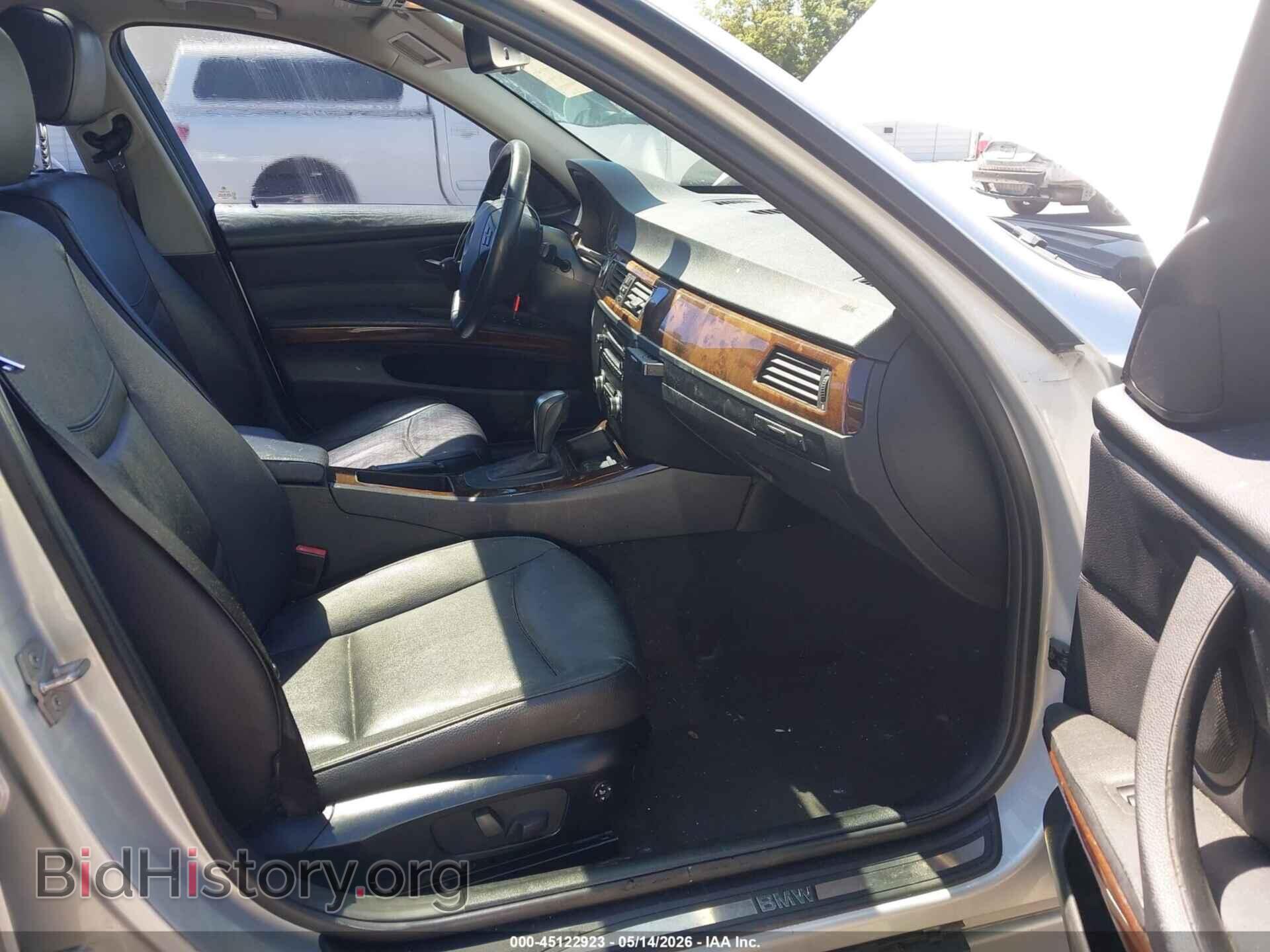 2011 BMW 328I - VIN: WBAPH7C50BA802422 - Photo 5