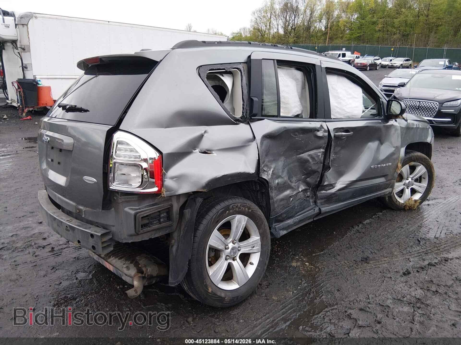 2012 JEEP COMPASS - VIN: 1C4NJDEB5CD604614 - Photo 4