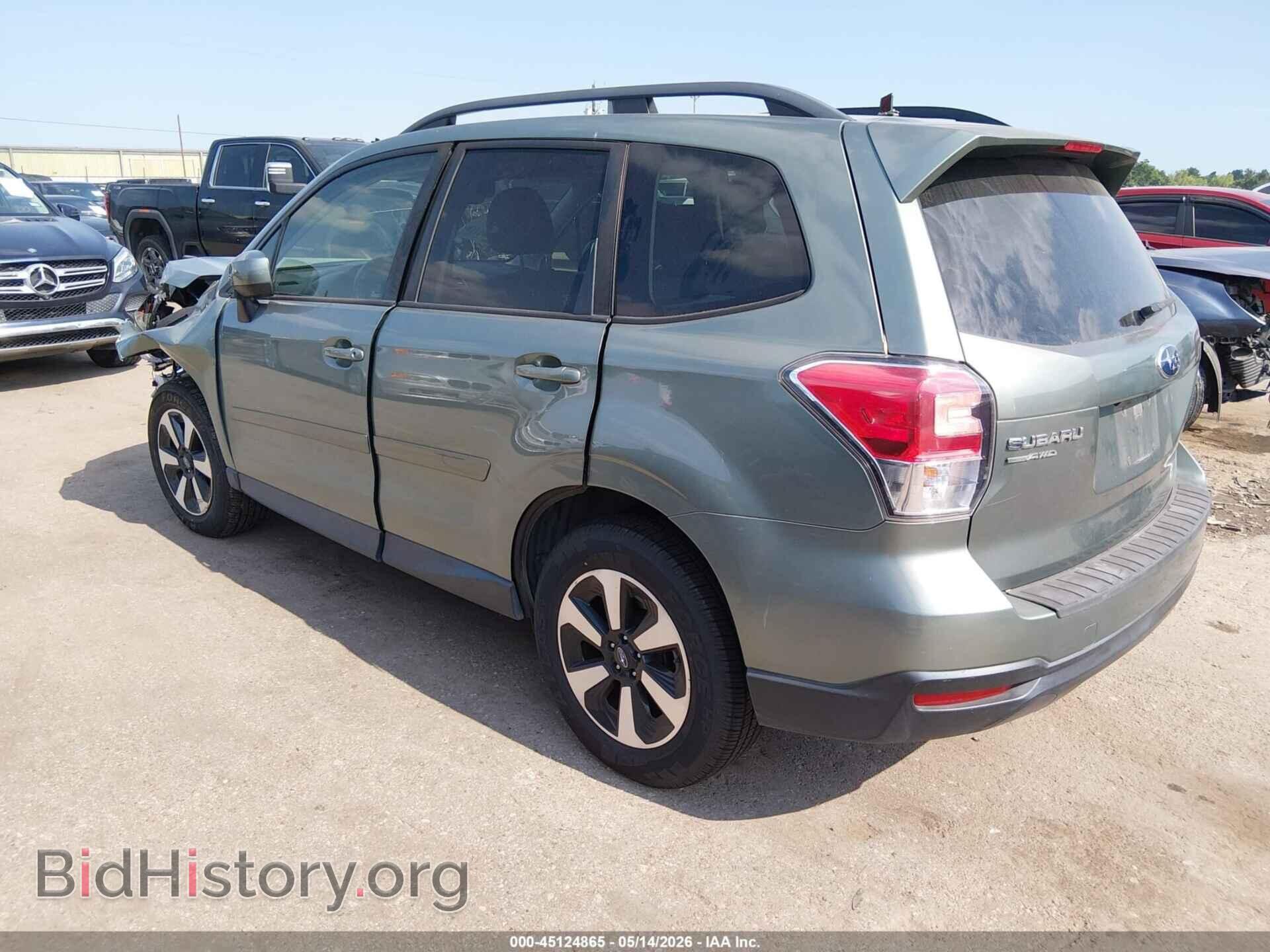 2018 SUBARU FORESTER - VIN: JF2SJAEC0JH572821 - Фото 3