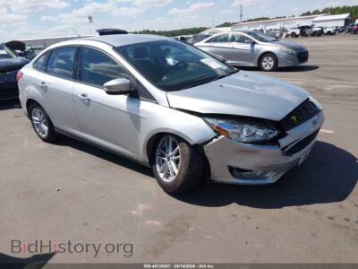 2017 Ford FOCUS SE, серебристый — VIN 1FADP3F29HL291900, IAAI