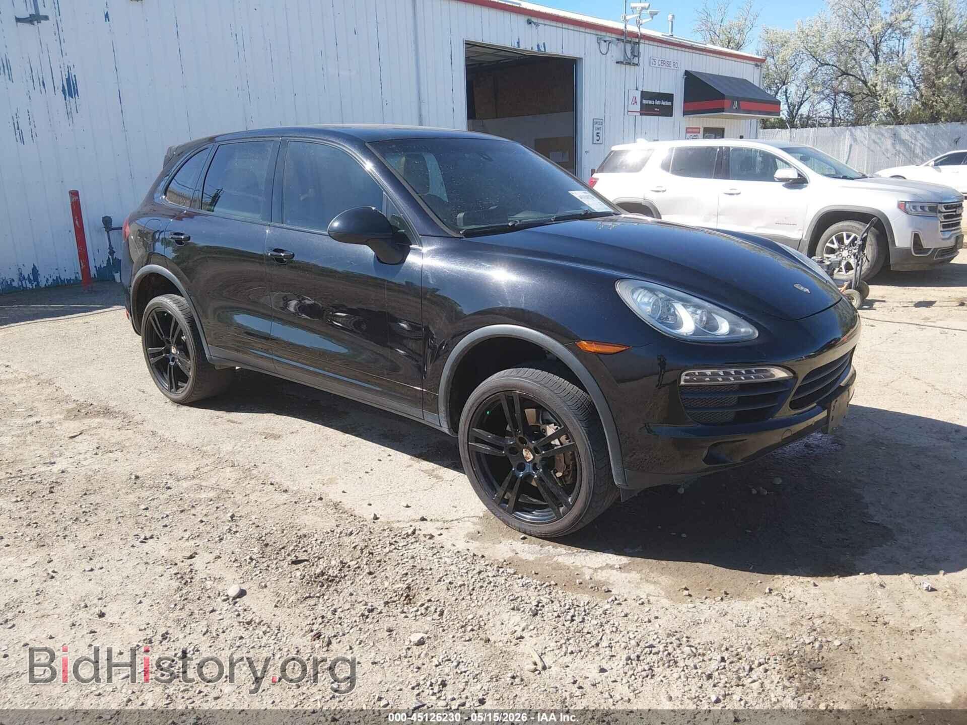 Photo WP1AB2A29CLA47703 - PORSCHE CAYENNE 2012