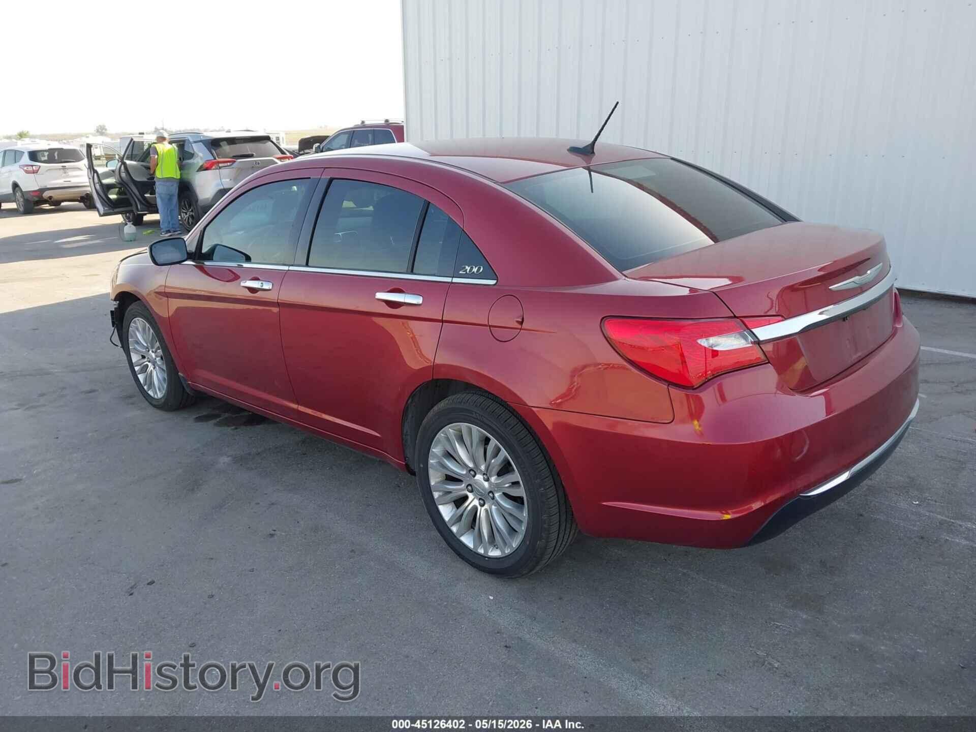 2011 CHRYSLER 200 - VIN: 1C3BC2FB3BN583307 - Photo 3
