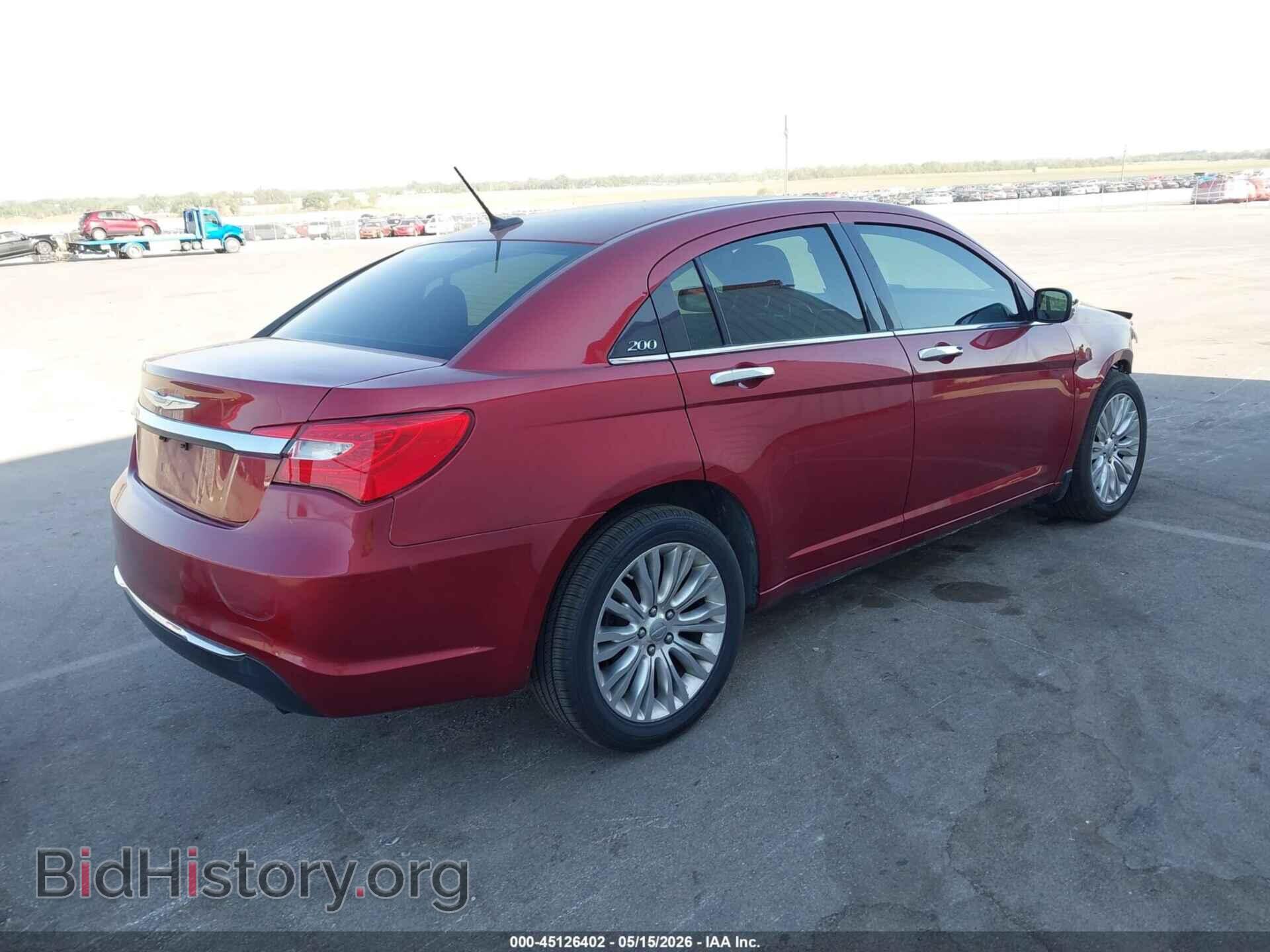 2011 CHRYSLER 200 - VIN: 1C3BC2FB3BN583307 - Photo 4