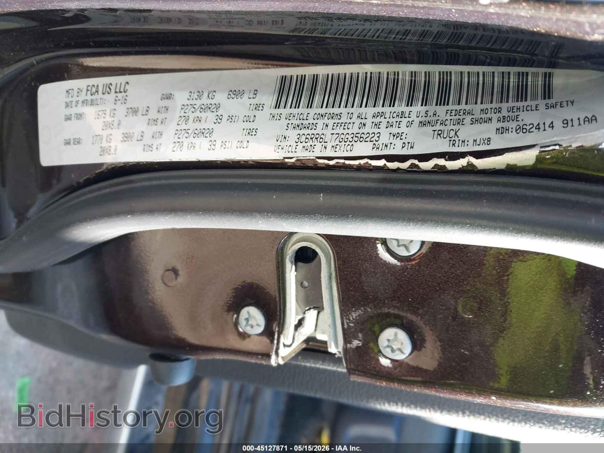 2016 RAM 1500 - VIN: 3C6RR6LT7GG356223 - Фото 9