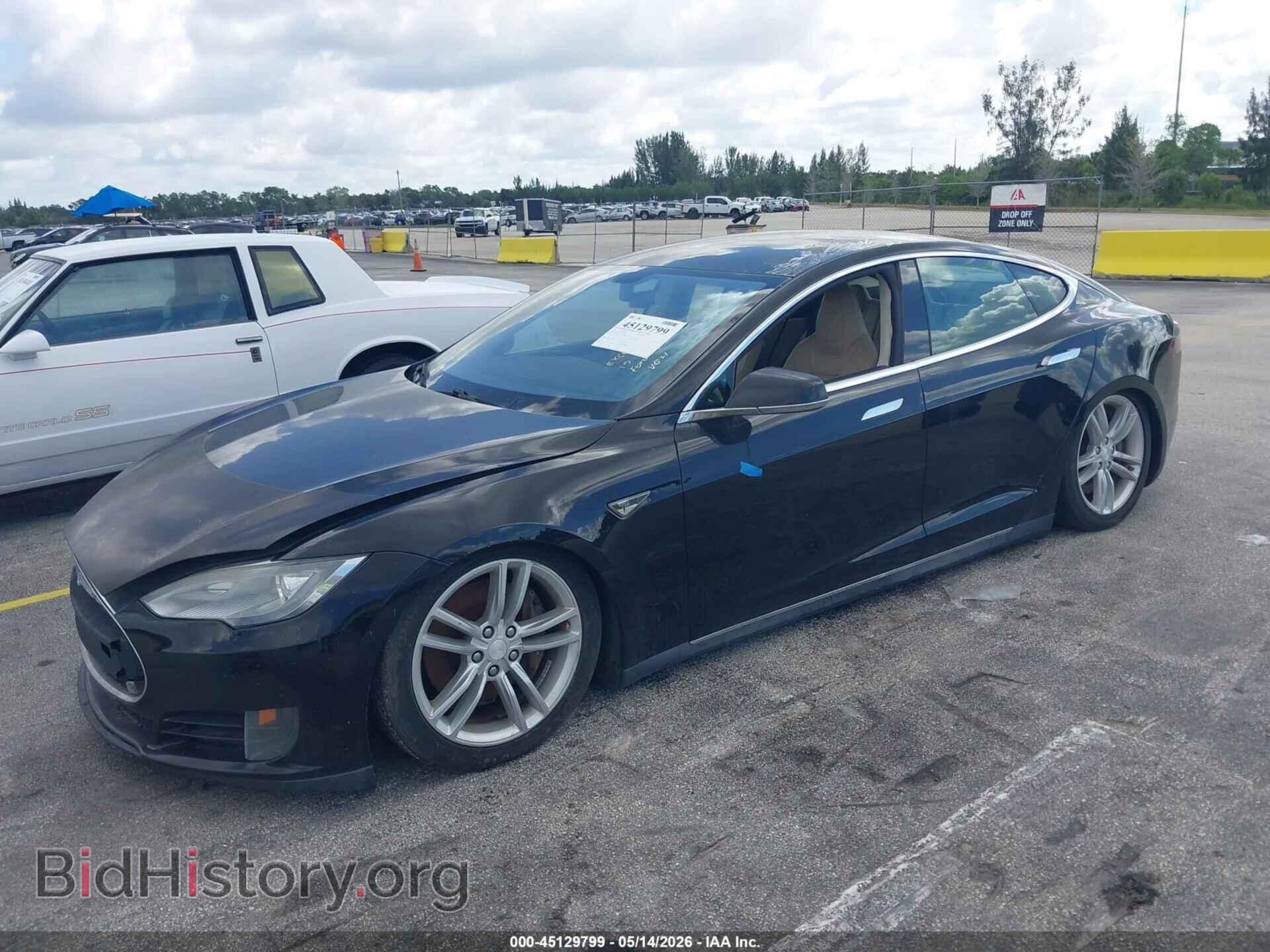 2013 TESLA MODEL S - VIN: 5YJSA1AC7DFP10279 - Фото 2