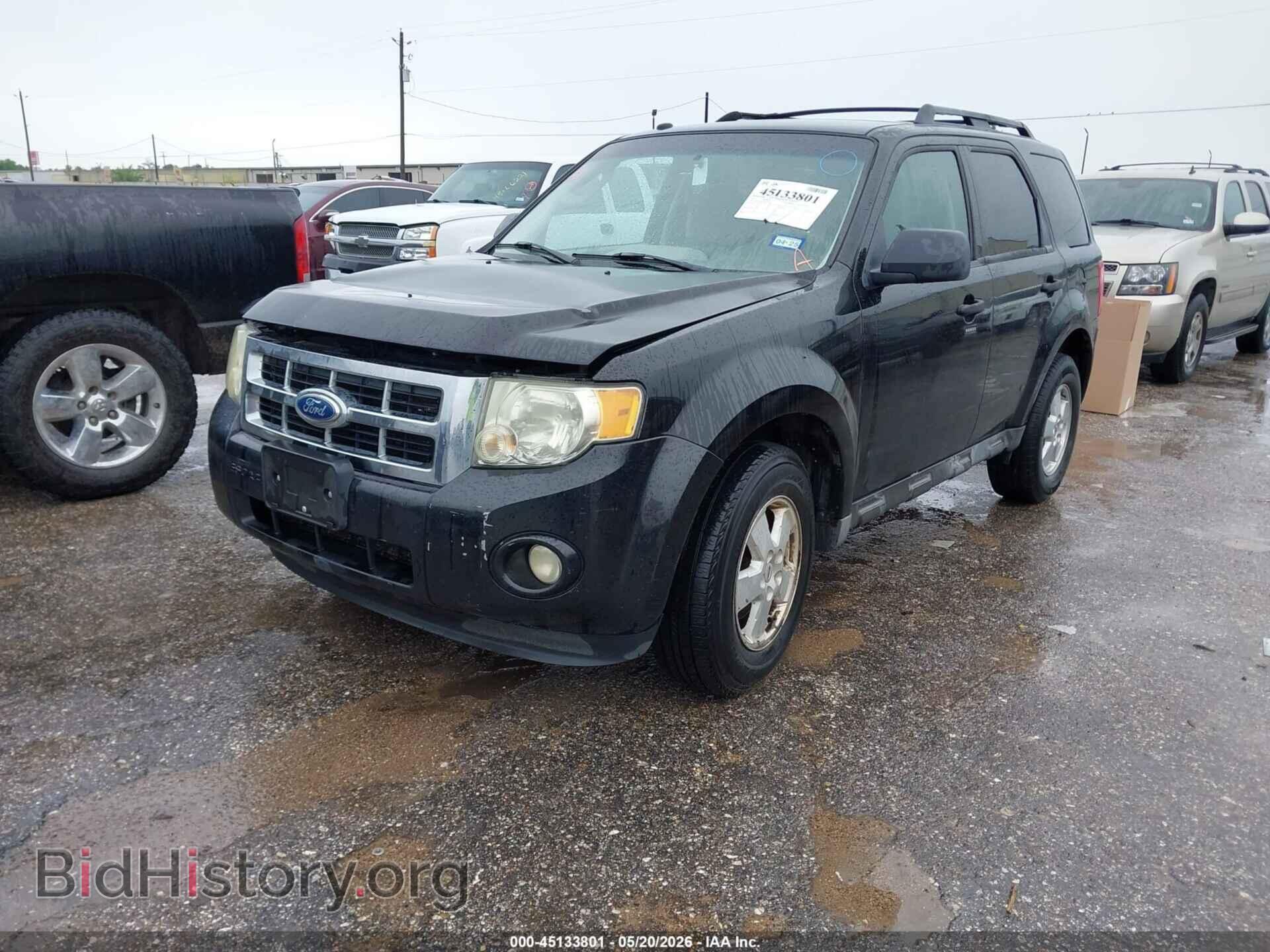 2011 FORD ESCAPE - VIN: 1FMCU0D77BKC50962 - Photo 2