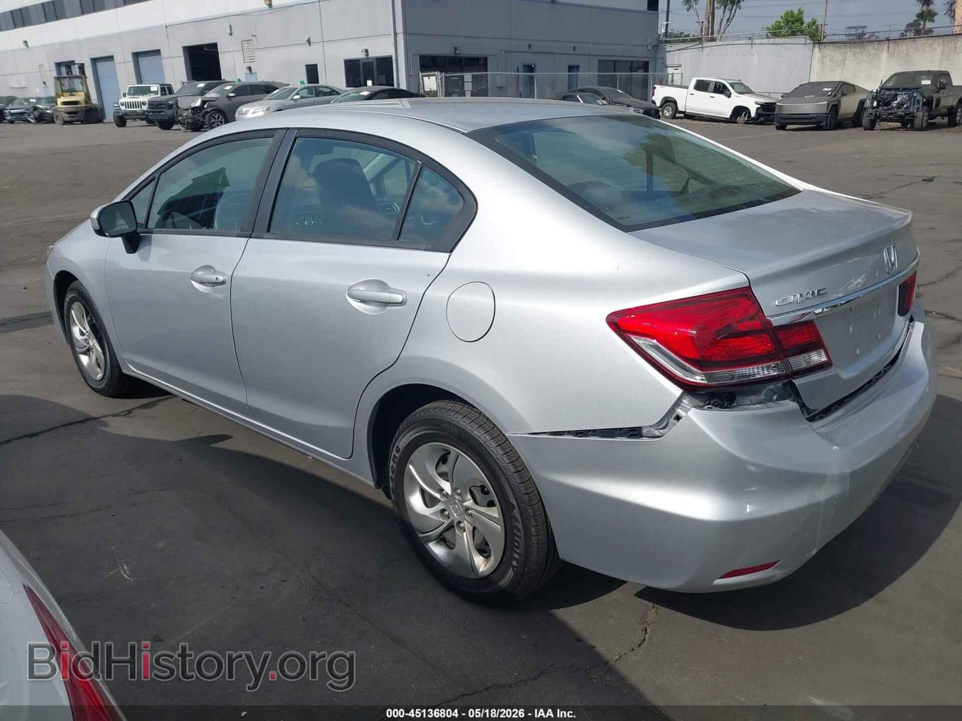 2015 HONDA CIVIC - VIN: 2HGFB2F55FH525841 - Фото 3