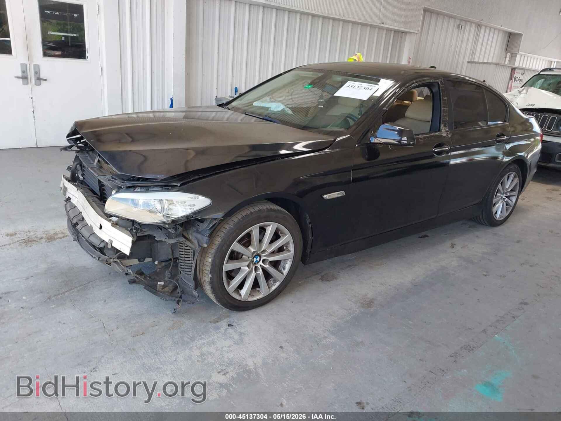 2011 BMW 528I - VIN: WBAFR1C5XBC737475 - Фото 2