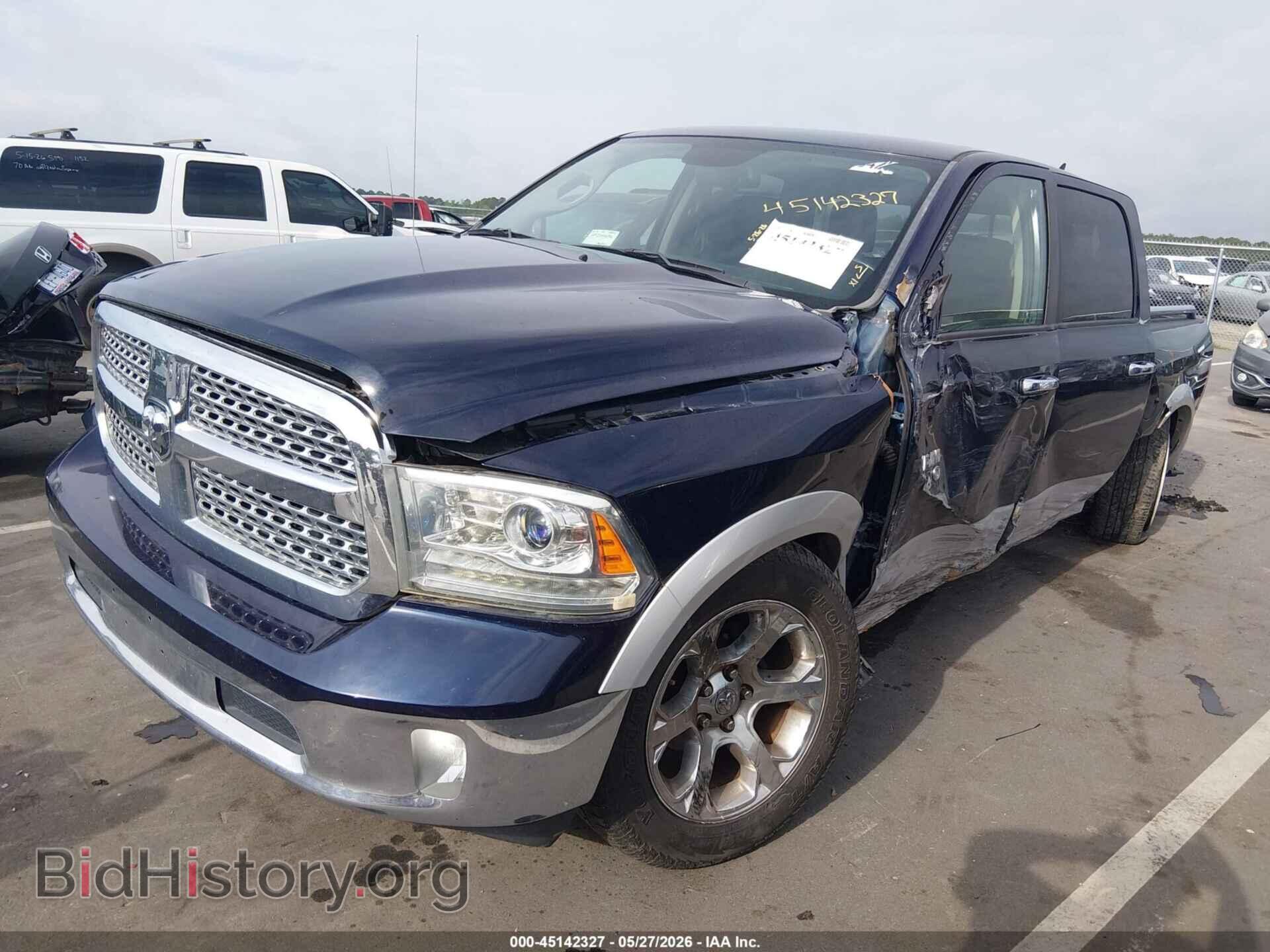 2016 RAM 1500 - VIN: 1C6RR7NG1GS285406 - Фото 2