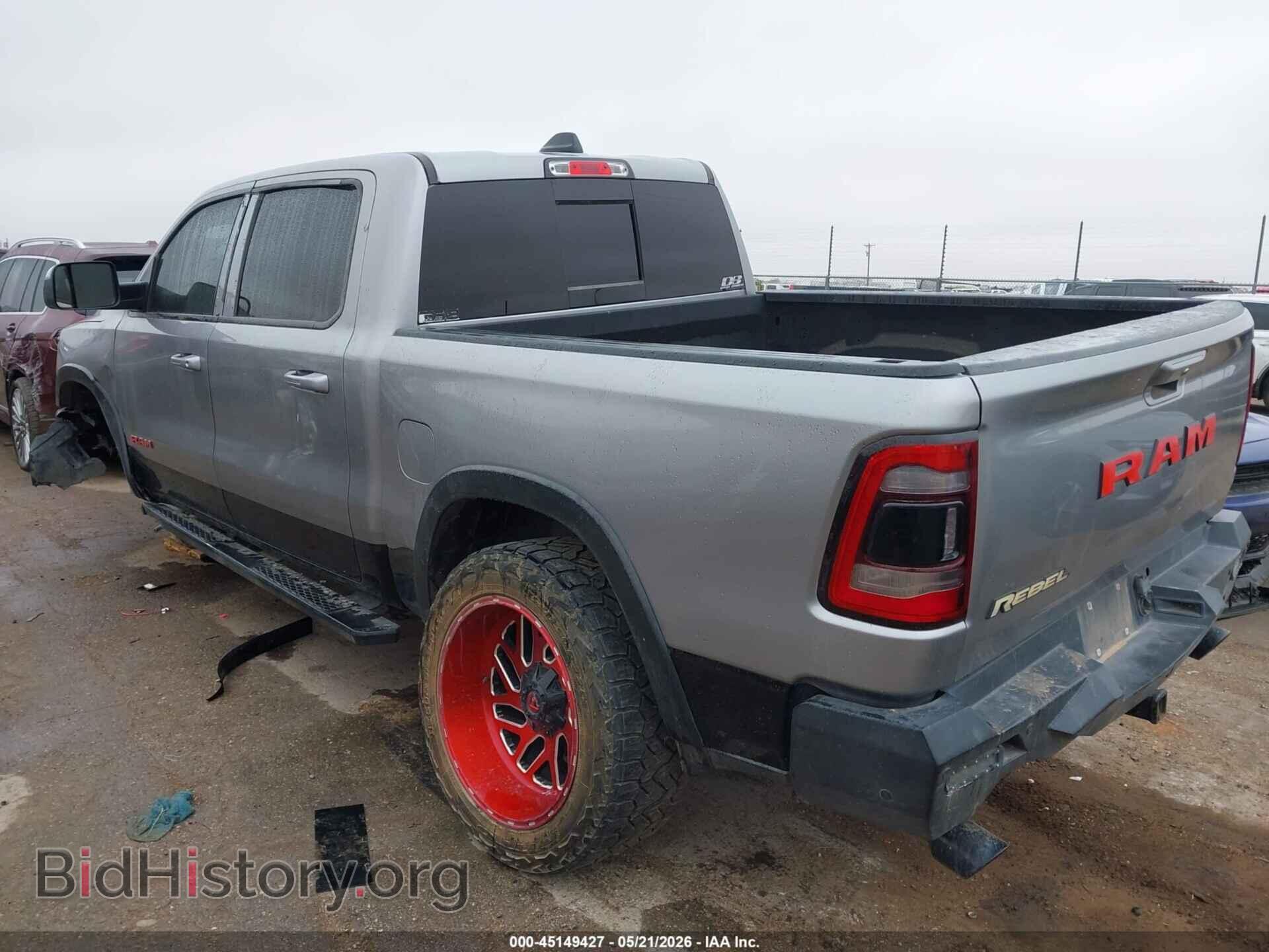 2019 RAM 1500 - VIN: 1C6RRELT5KN720813 - Photo 3