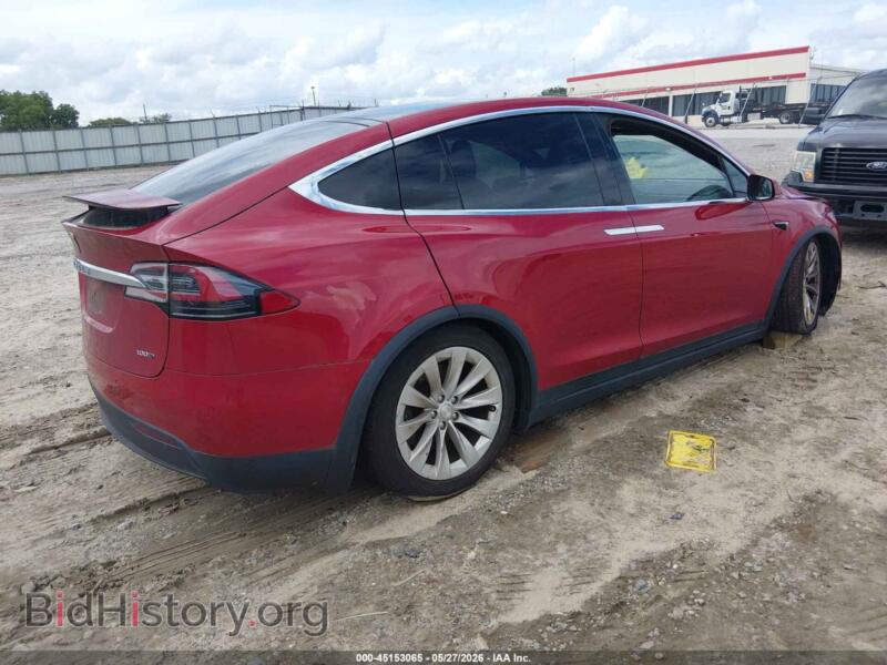 2017 Tesla MODEL X (VIN 5YJXCDE2XHF066690) — photo 4 of 18