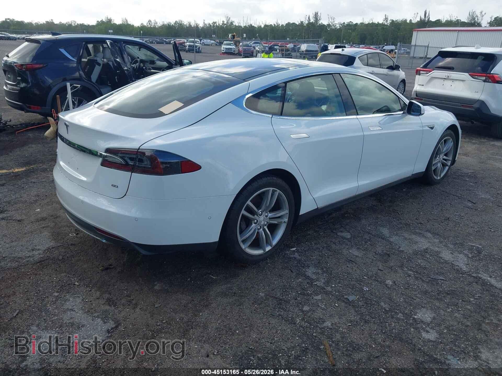 2014 TESLA MODEL S - VIN: 5YJSA1S16EFP52389 - Photo 4