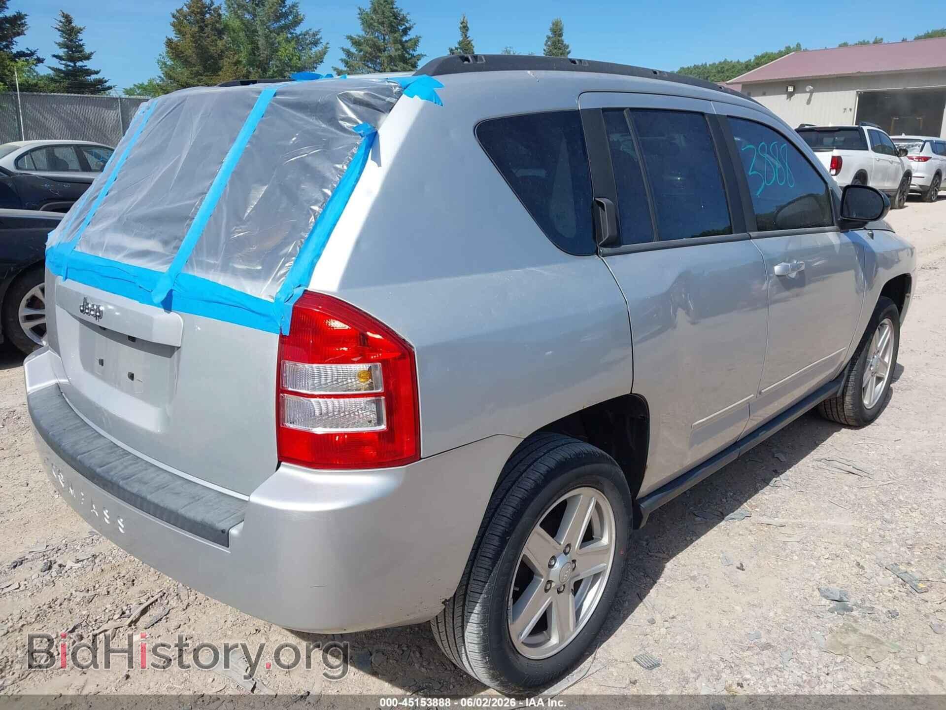 2010 JEEP COMPASS - VIN: 1J4NT4FB2AD501456 - Фото 4