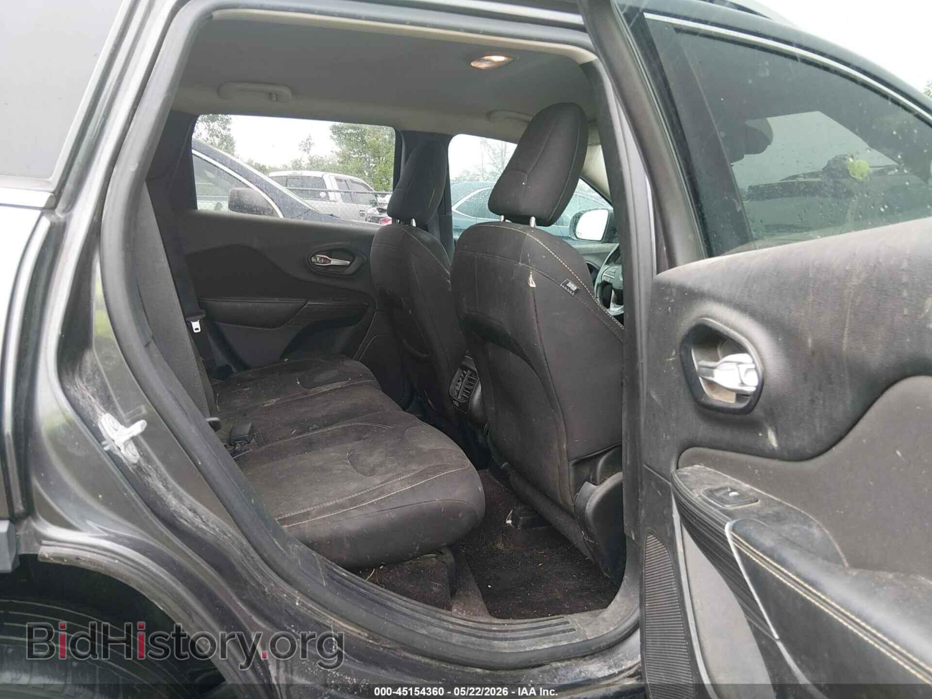 2016 JEEP CHEROKEE - VIN: 1C4PJLCB0GW258200 - Фото 8