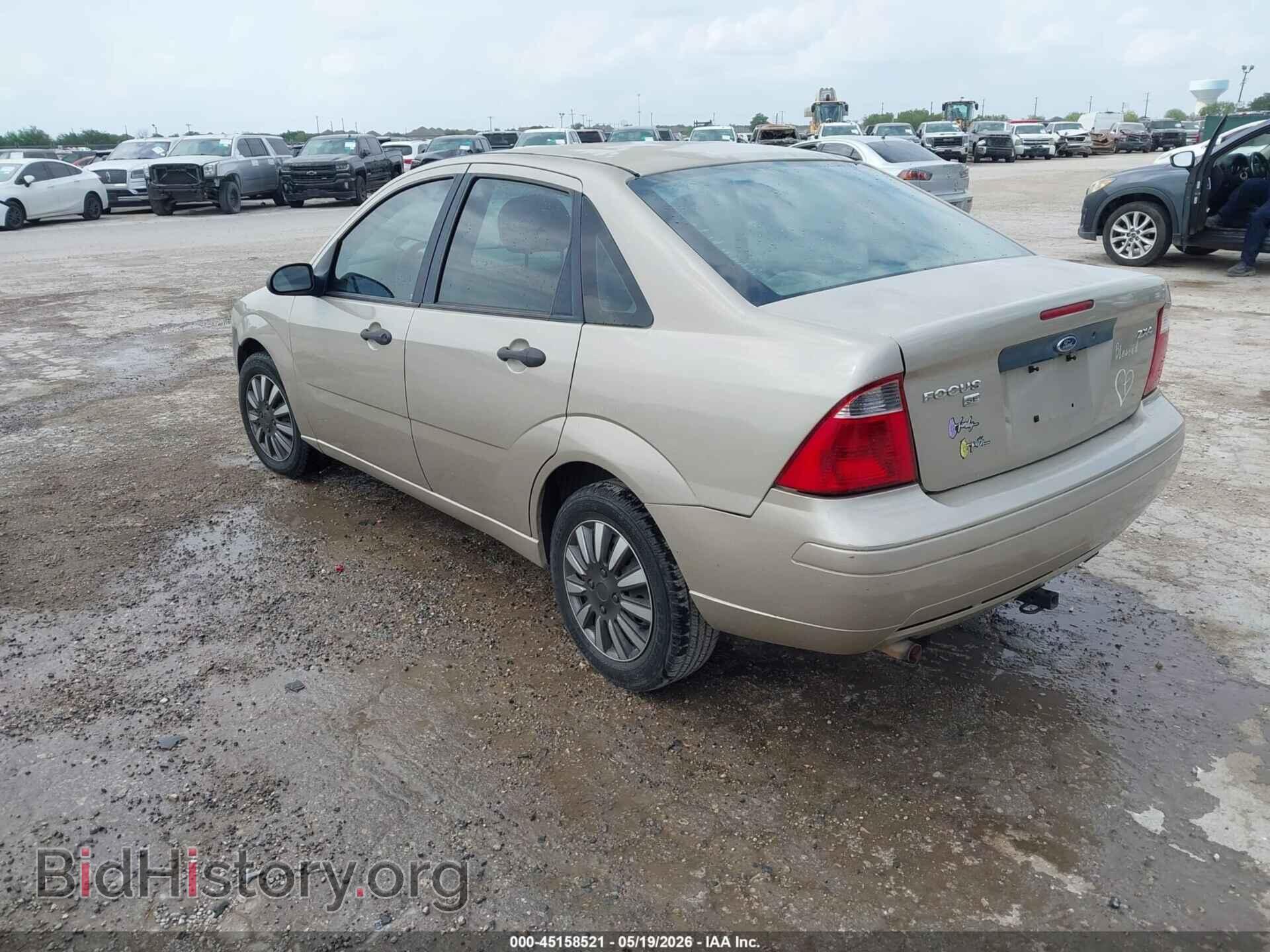 2006 FORD FOCUS - VIN: 1FAFP34N26W256830 - Фото 3