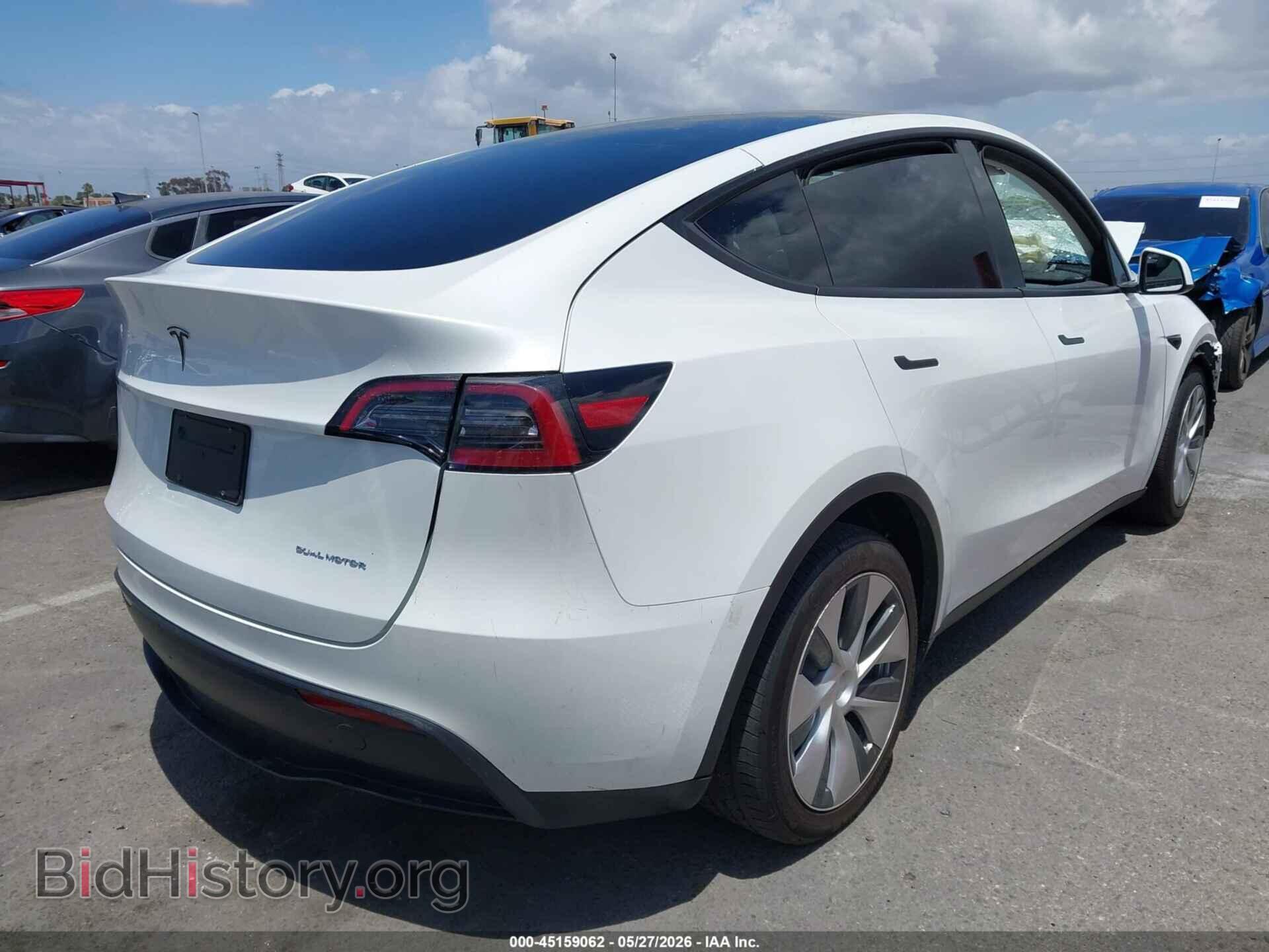 2023 TESLA MODEL Y - VIN: 7SAYGDEE4PF630113 - Фото 4