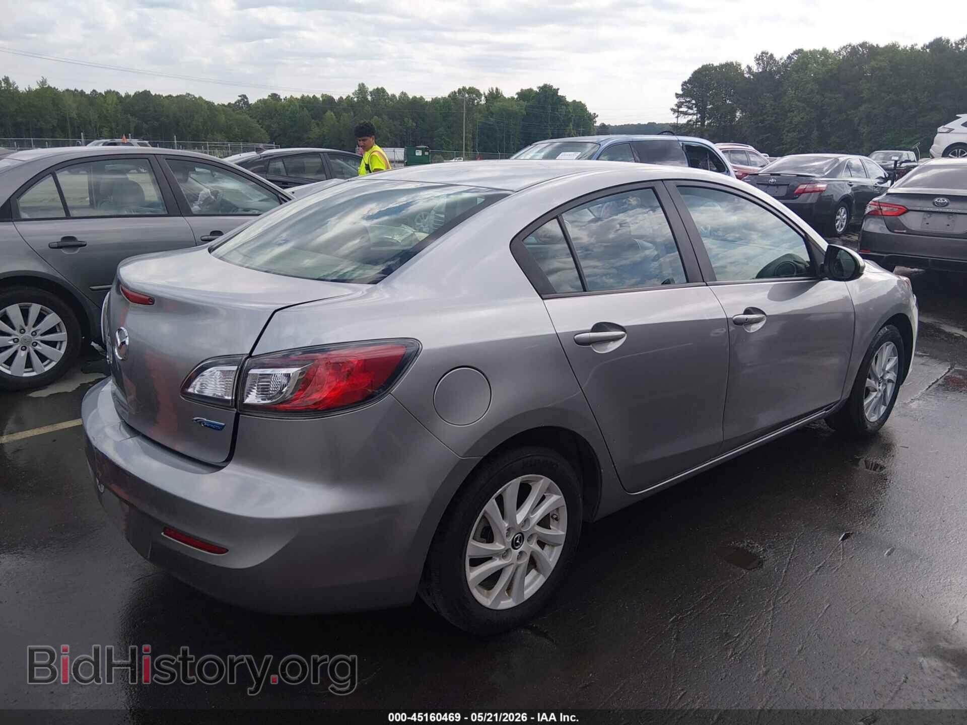 2013 MAZDA MAZDA3 - VIN: JM1BL1V73D1835389 - Фото 4