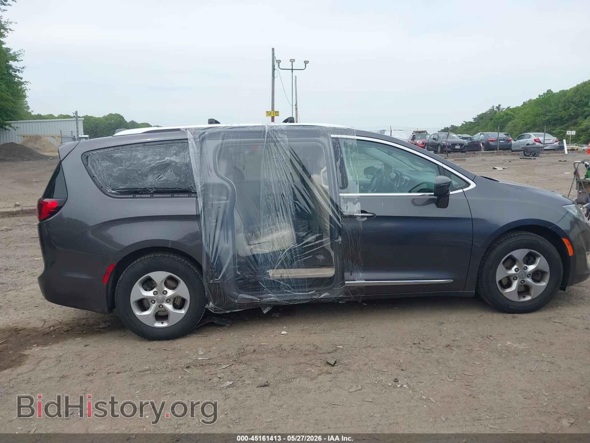 2017 CHRYSLER PACIFICA - VIN: 2C4RC1EG9HR541060 - Фото 13