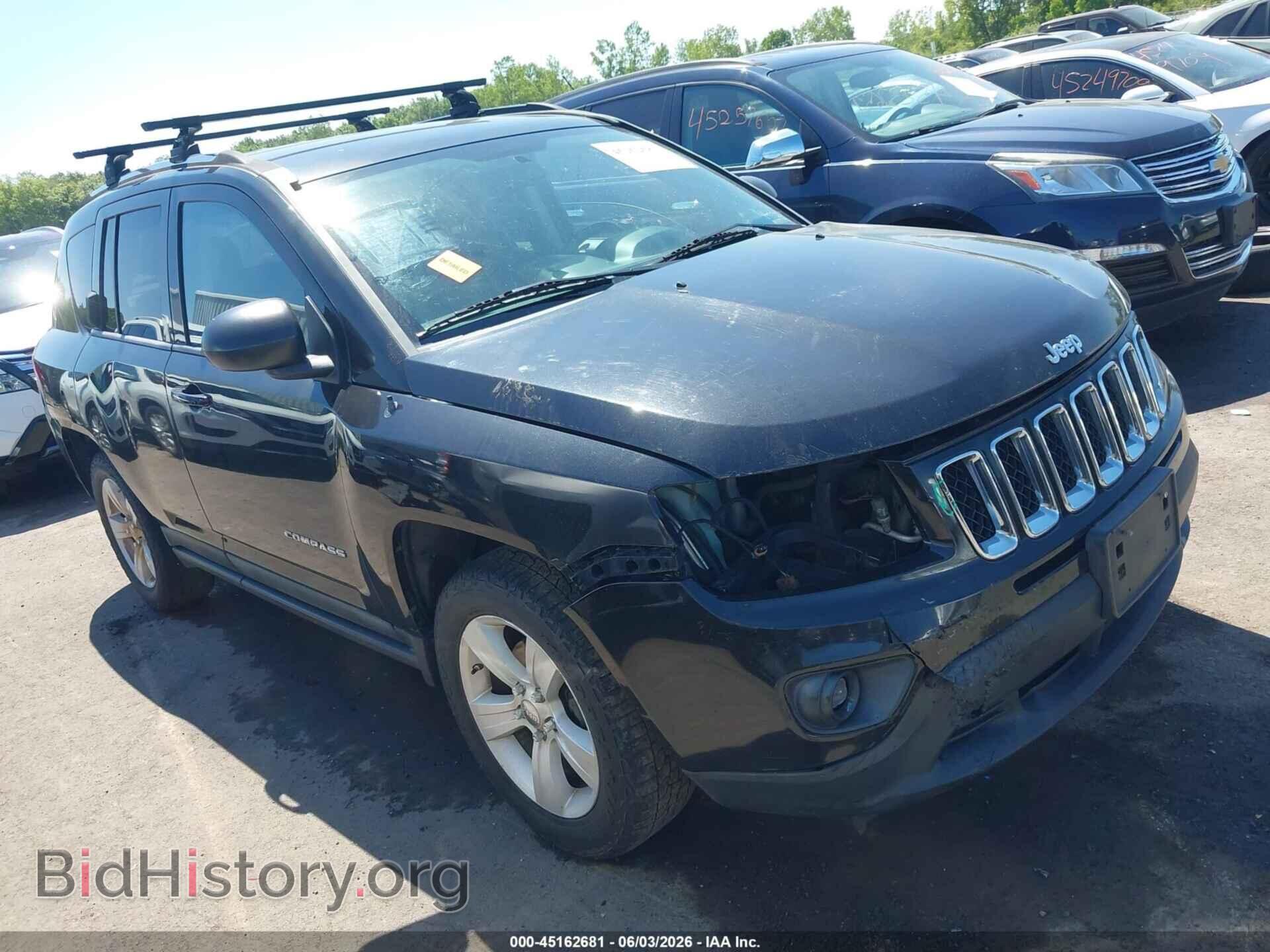 Photo 1J4NF1FB9BD188736 - JEEP COMPASS 2011