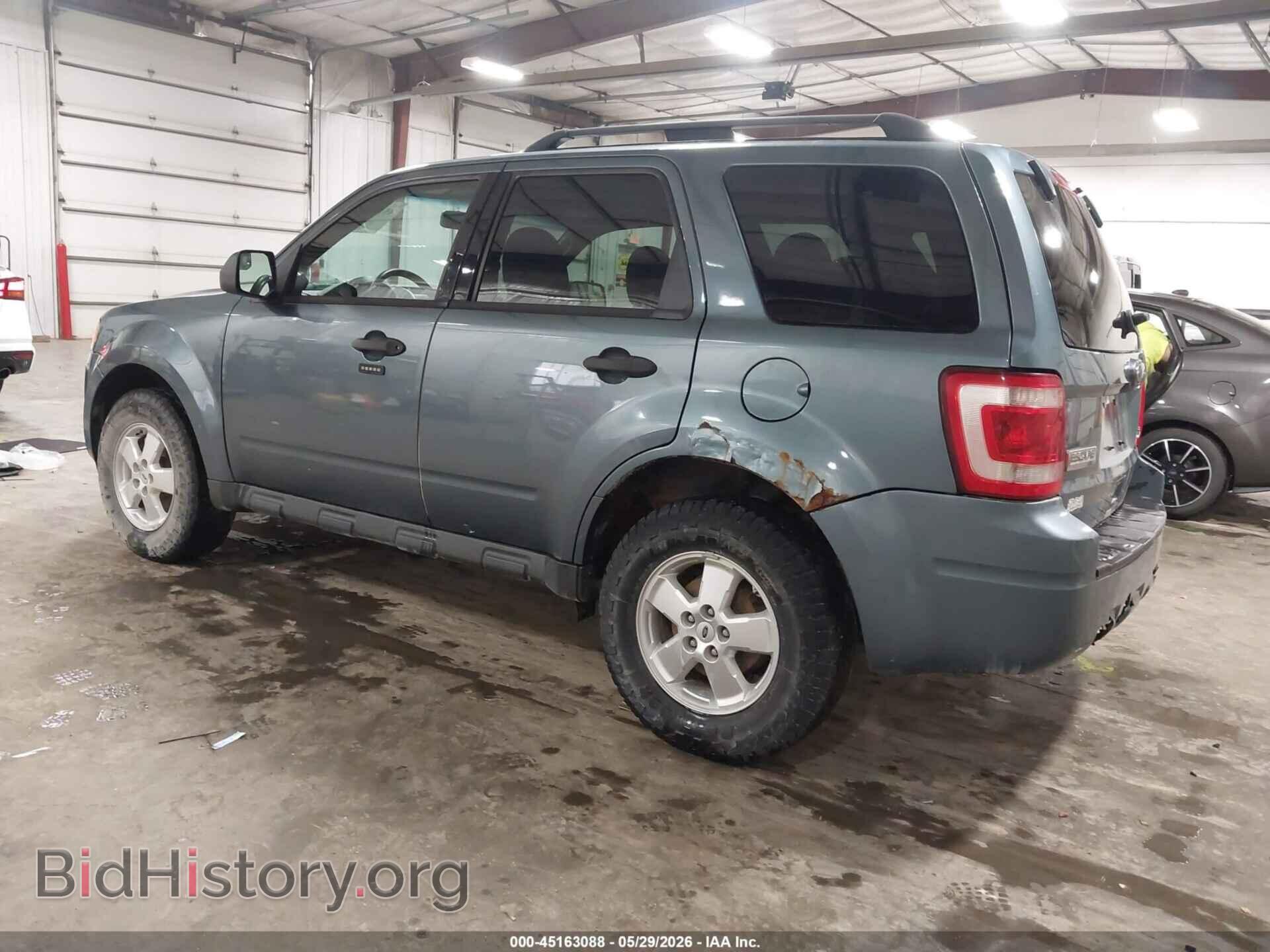 2011 FORD ESCAPE - VIN: 1FMCU9DG0BKA33984 - Фото 3