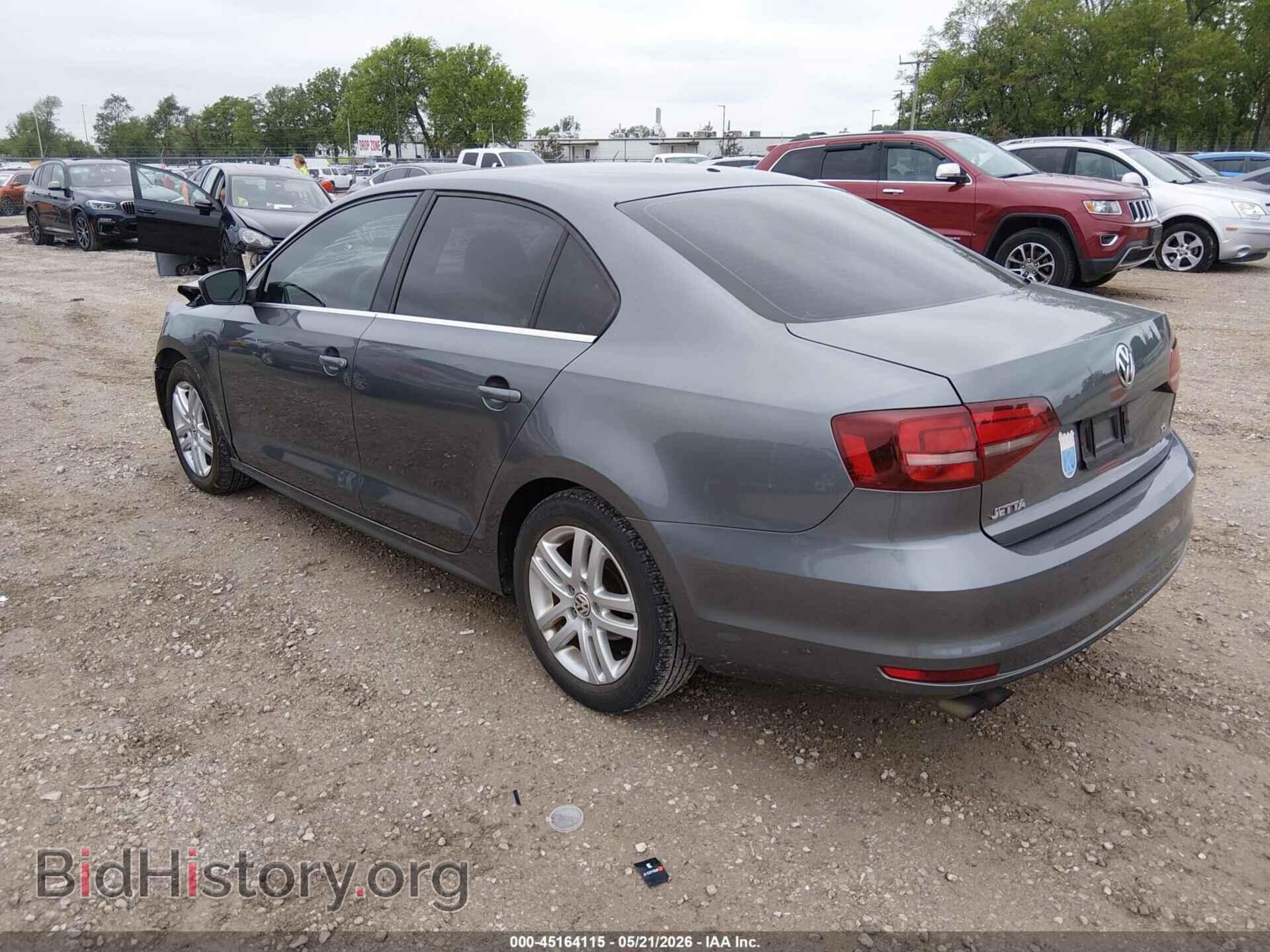 2017 VOLKSWAGEN JETTA - VIN: 3VW2B7AJ3HM367404 - Фото 3