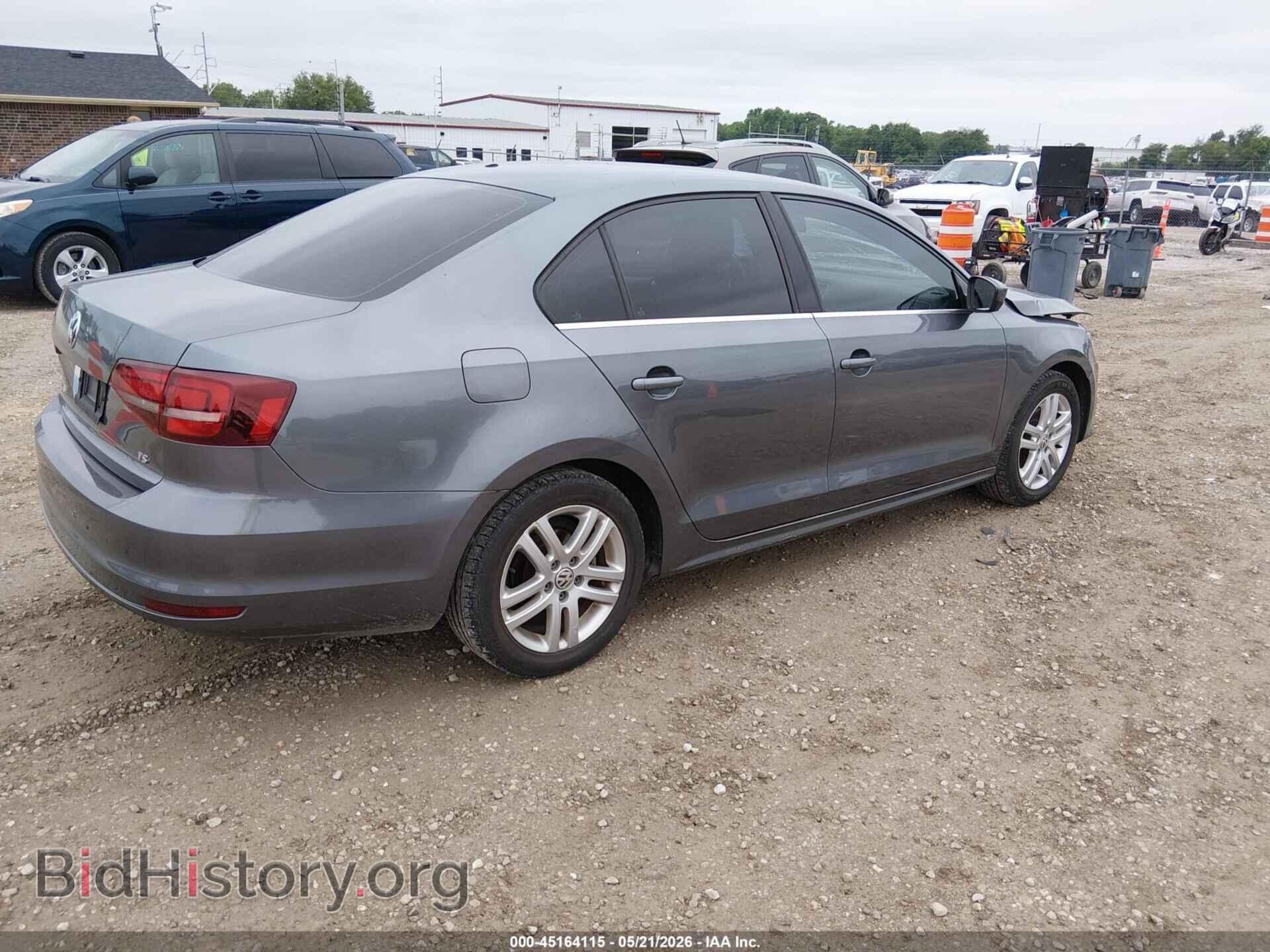 2017 VOLKSWAGEN JETTA - VIN: 3VW2B7AJ3HM367404 - Фото 4
