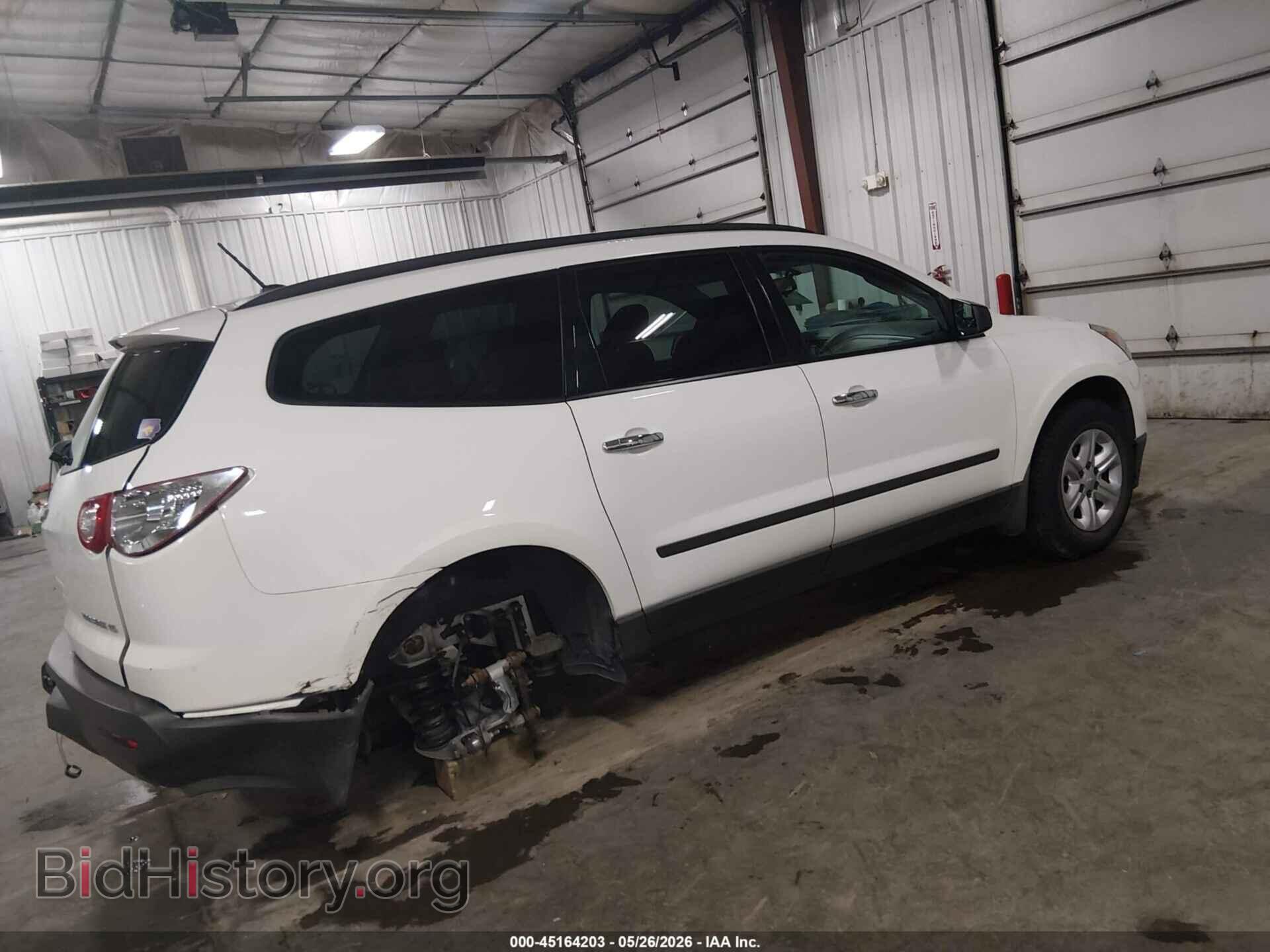 2012 CHEVROLET TRAVERSE - VIN: 1GNKRFEDXCJ318579 - Фото 4