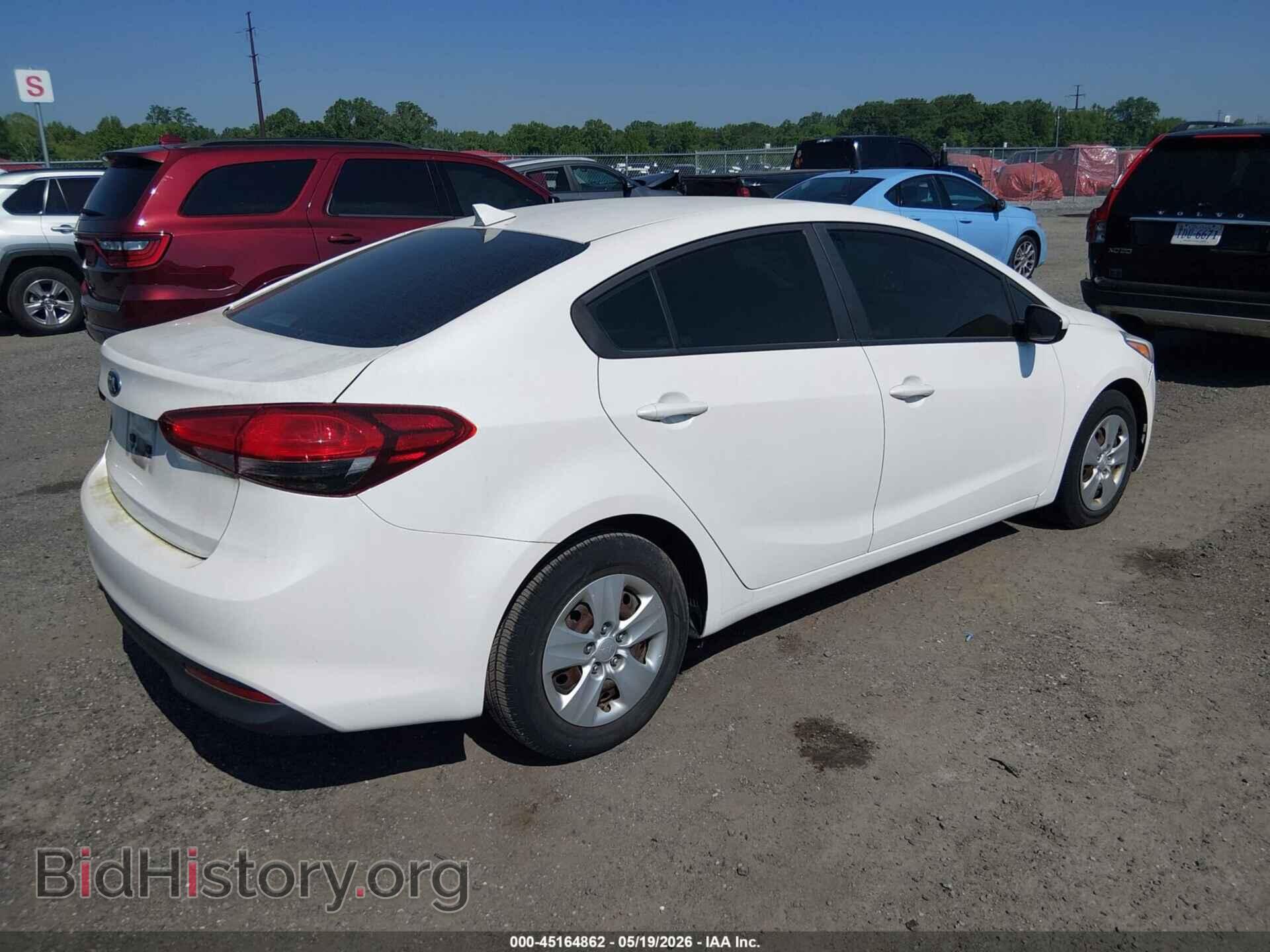 2017 KIA FORTE - VIN: 3KPFL4A72HE028227 - Фото 4
