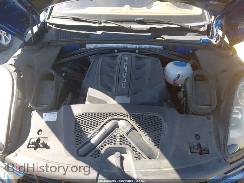 2016 Porsche MACAN (VIN WP1AB2A55GLB53775) — photo 10 of 16